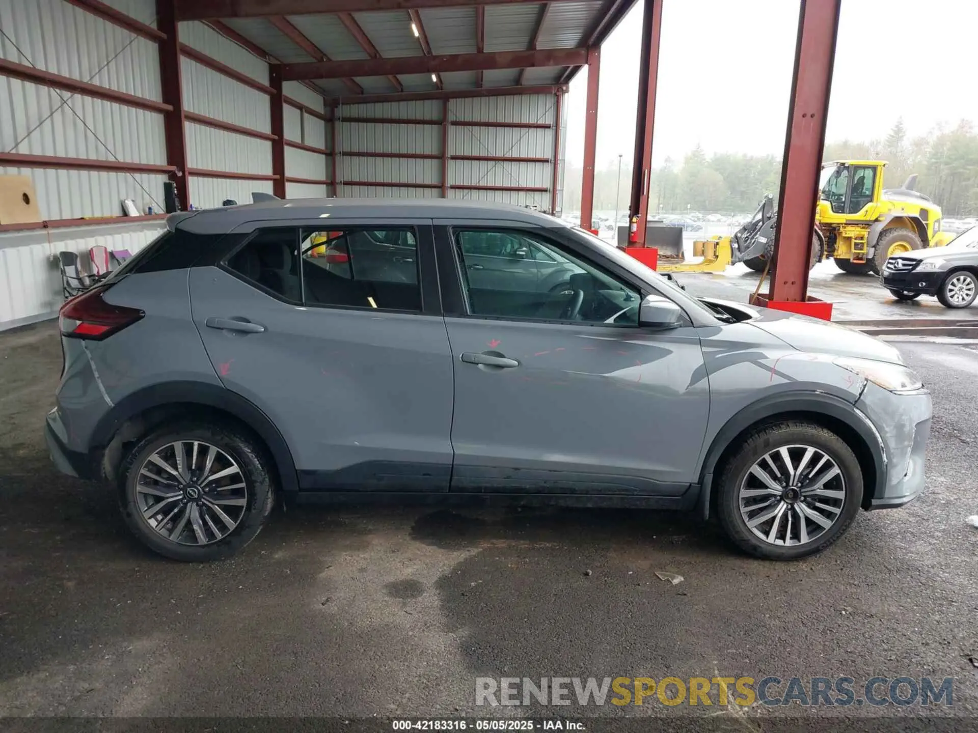 13 Photograph of a damaged car 3N1CP5CV7NL477969 NISSAN KICKS 2022
