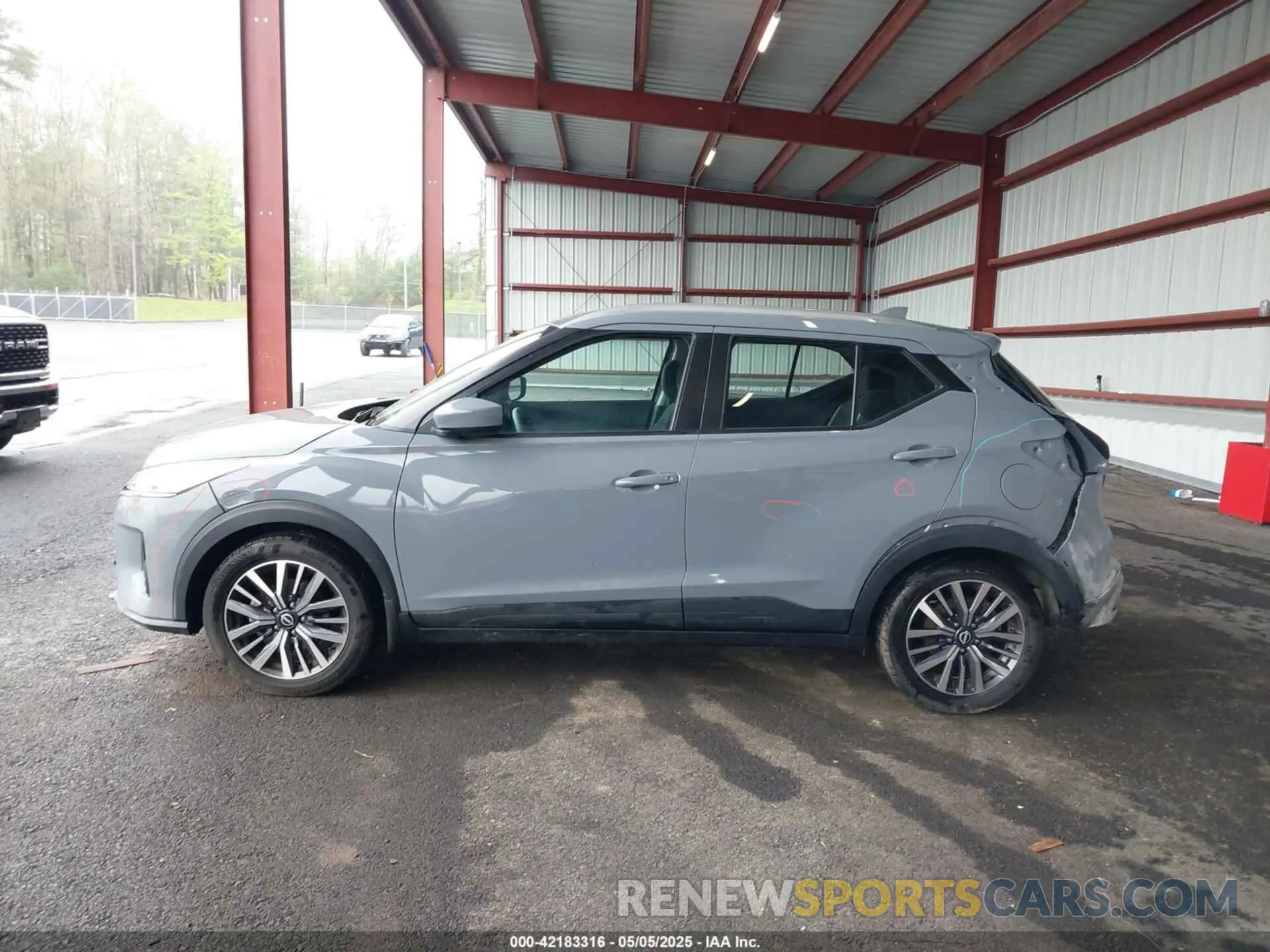 14 Photograph of a damaged car 3N1CP5CV7NL477969 NISSAN KICKS 2022