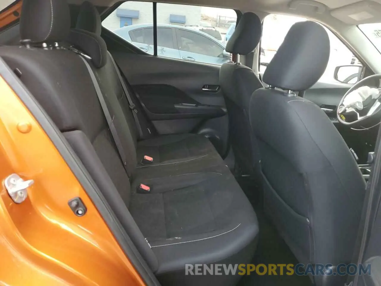 11 Photograph of a damaged car 3N1CP5CV7NL501655 NISSAN KICKS 2022