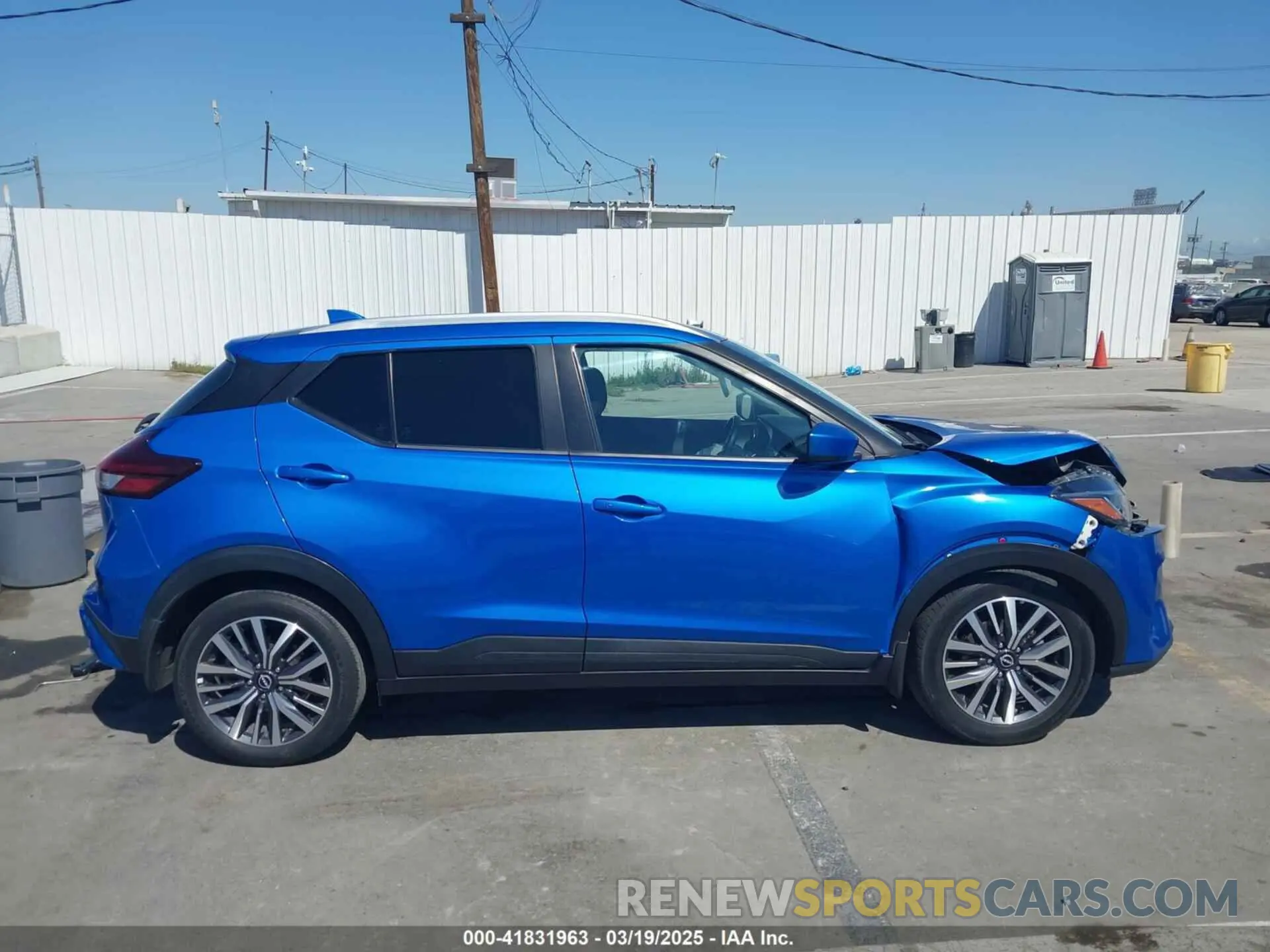 14 Photograph of a damaged car 3N1CP5CV7NL509481 NISSAN KICKS 2022