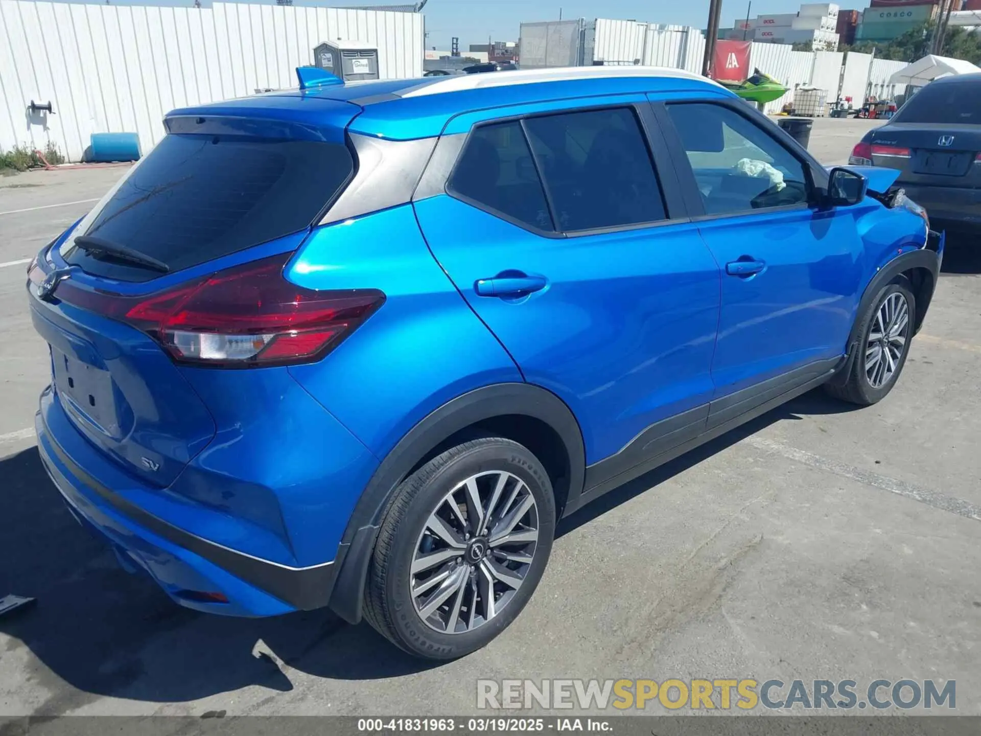 4 Photograph of a damaged car 3N1CP5CV7NL509481 NISSAN KICKS 2022