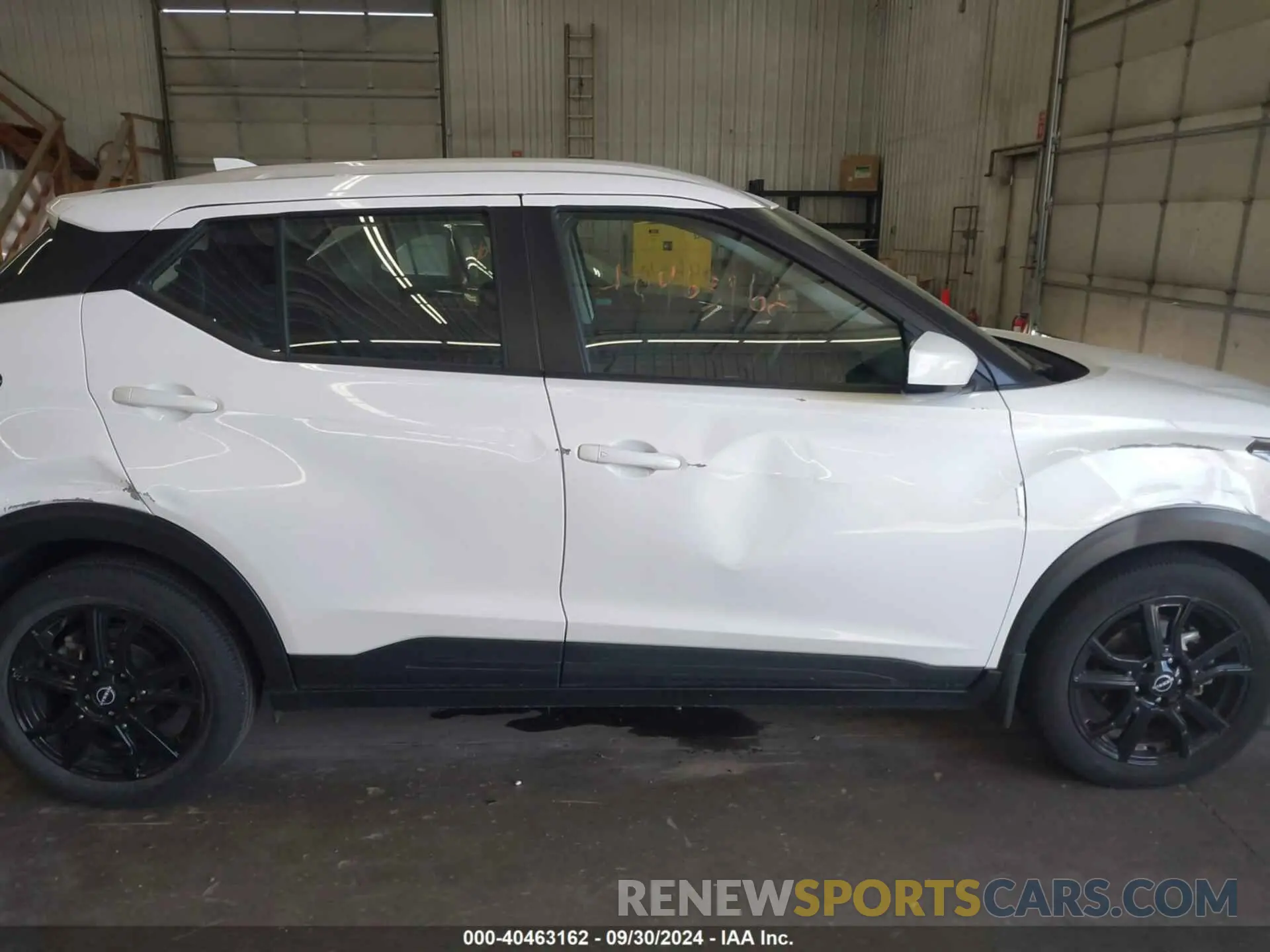 14 Photograph of a damaged car 3N1CP5CV7NL514700 NISSAN KICKS 2022