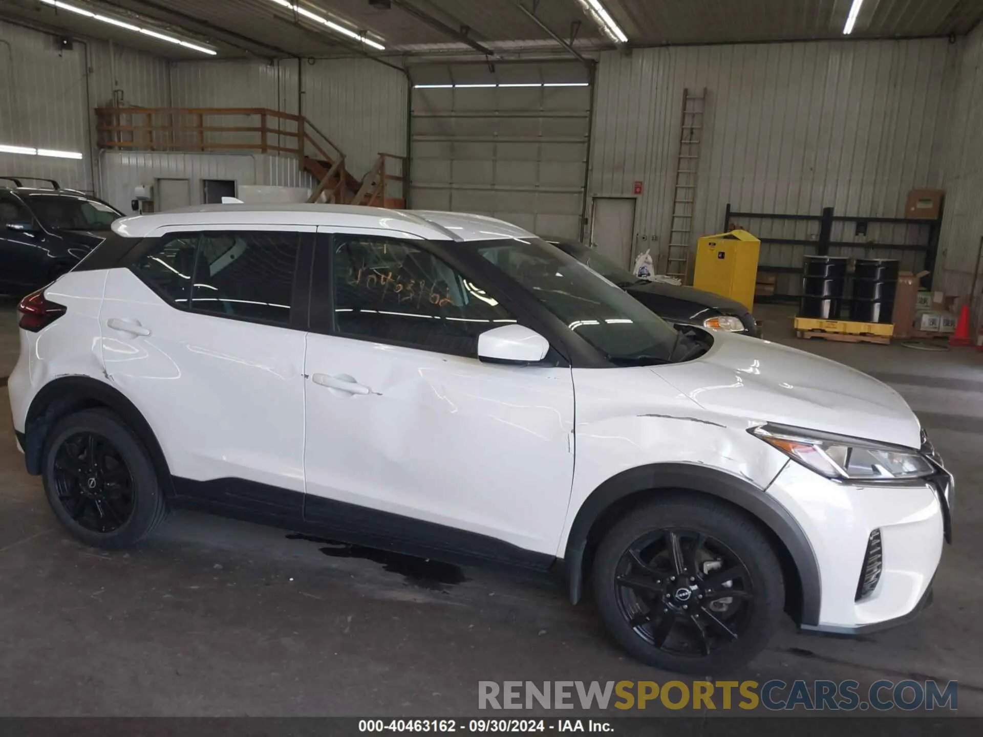 6 Photograph of a damaged car 3N1CP5CV7NL514700 NISSAN KICKS 2022