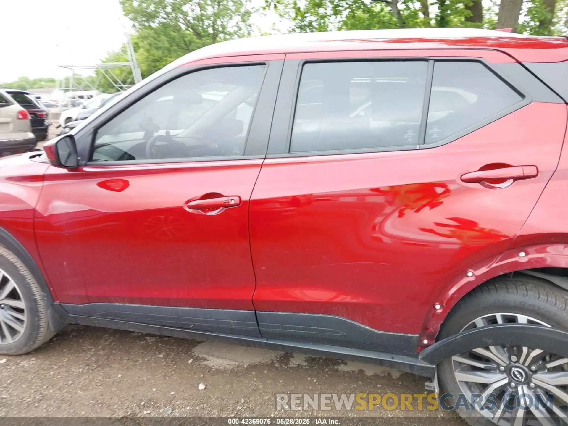 14 Photograph of a damaged car 3N1CP5CV8NL480282 NISSAN KICKS 2022