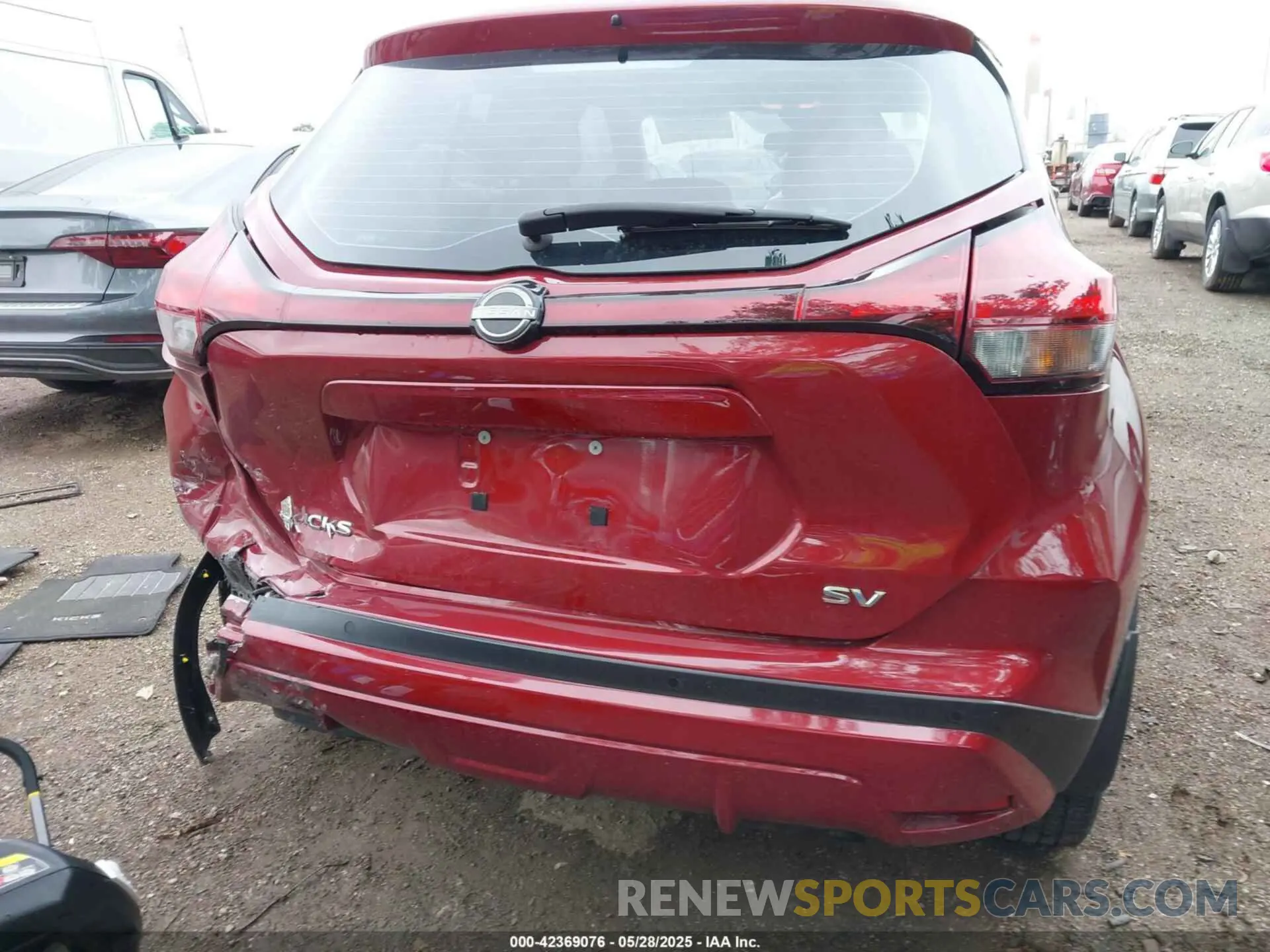 16 Photograph of a damaged car 3N1CP5CV8NL480282 NISSAN KICKS 2022
