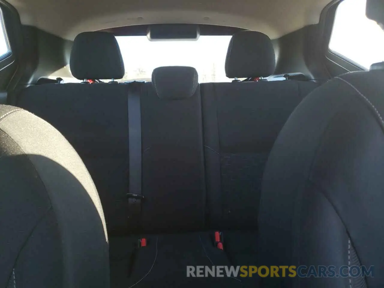 10 Photograph of a damaged car 3N1CP5CV8NL494313 NISSAN KICKS 2022