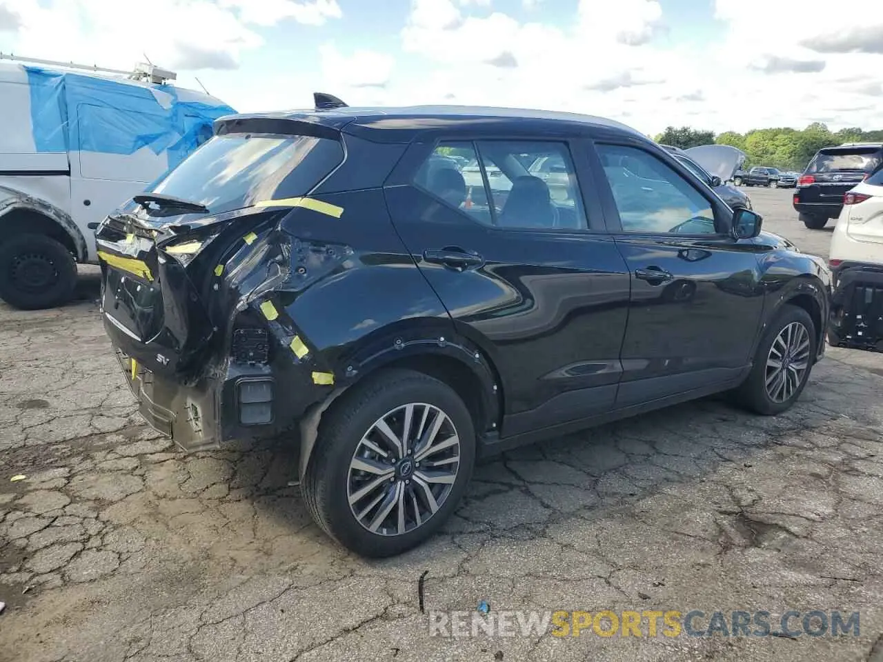 3 Photograph of a damaged car 3N1CP5CV8NL516116 NISSAN KICKS 2022