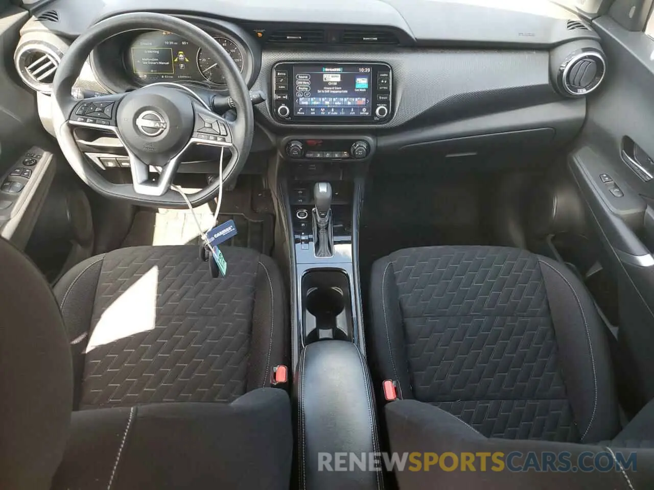 8 Photograph of a damaged car 3N1CP5CV8NL516116 NISSAN KICKS 2022