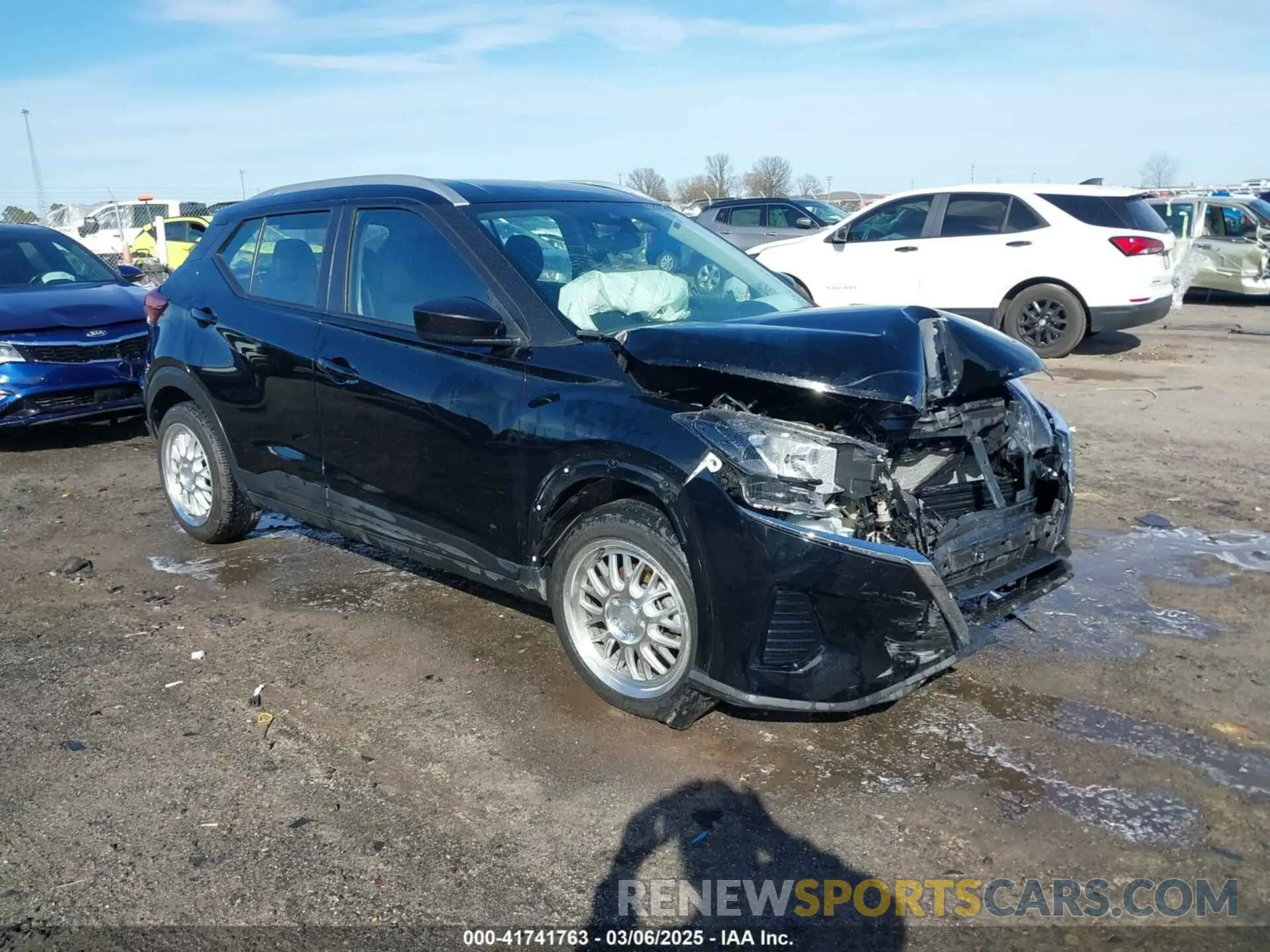 1 Photograph of a damaged car 3N1CP5CV8NL522689 NISSAN KICKS 2022
