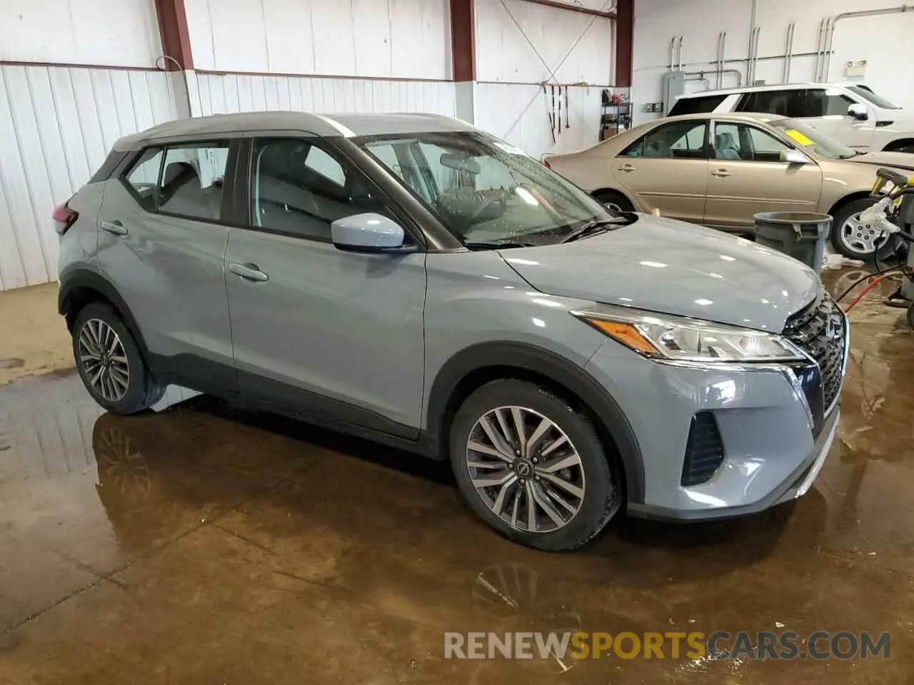 4 Photograph of a damaged car 3N1CP5CV8NL523535 NISSAN KICKS 2022