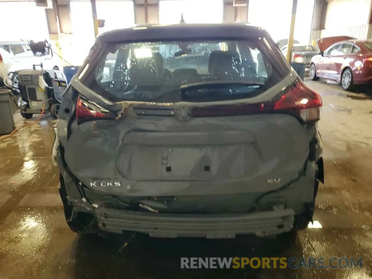 6 Photograph of a damaged car 3N1CP5CV8NL523535 NISSAN KICKS 2022