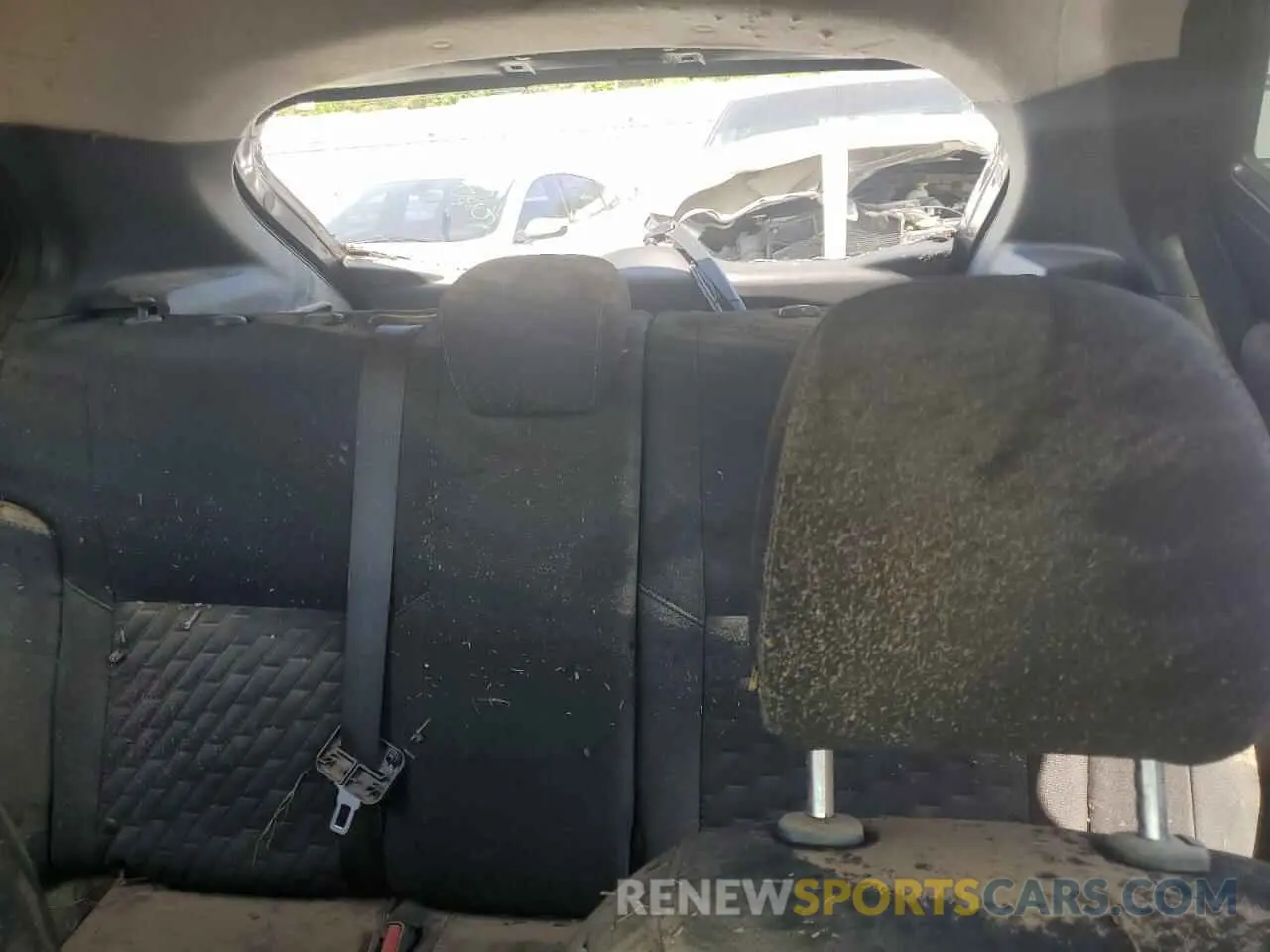 10 Photograph of a damaged car 3N1CP5CV8NL524037 NISSAN KICKS 2022