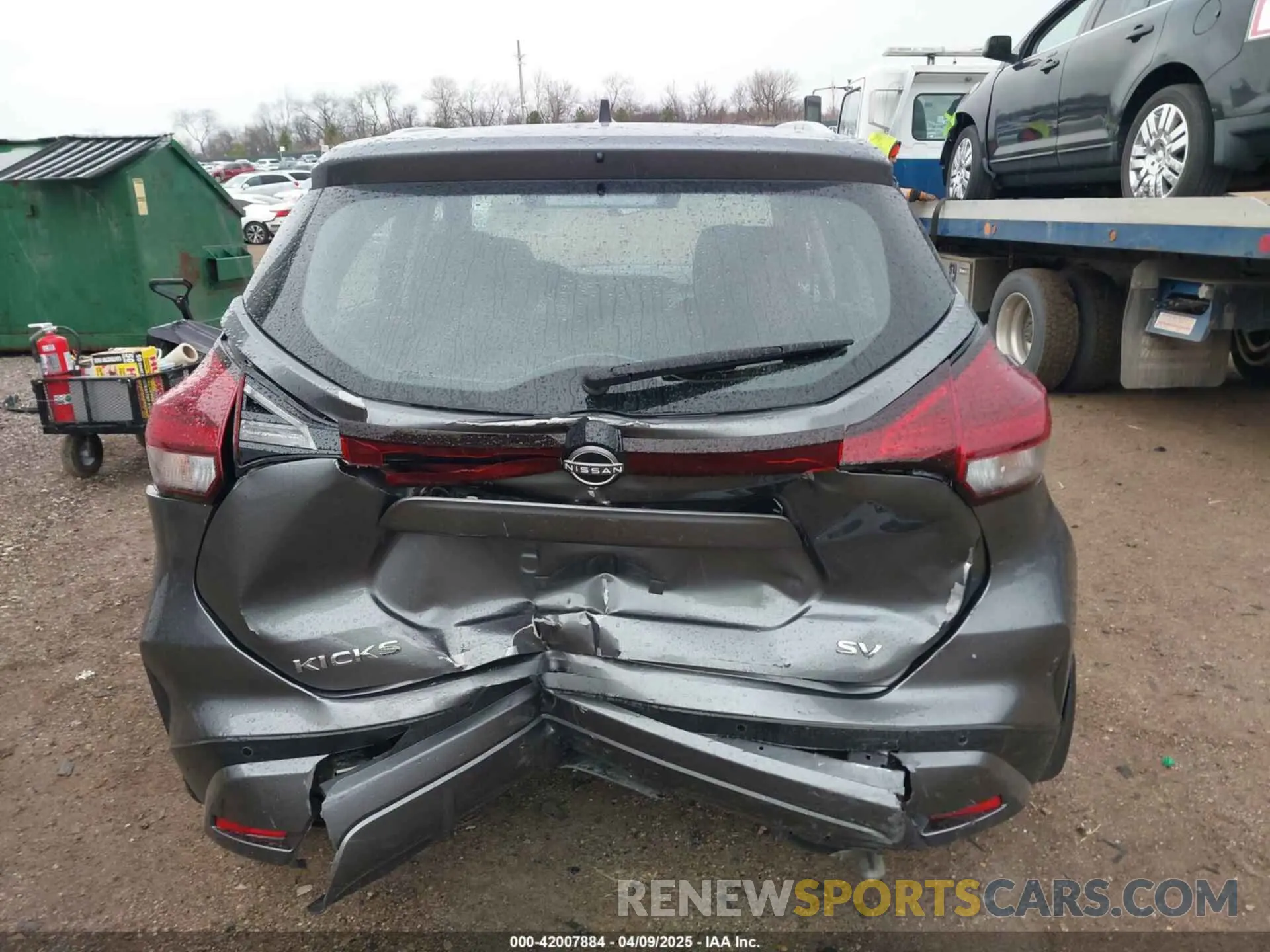 16 Photograph of a damaged car 3N1CP5CV9NL496118 NISSAN KICKS 2022