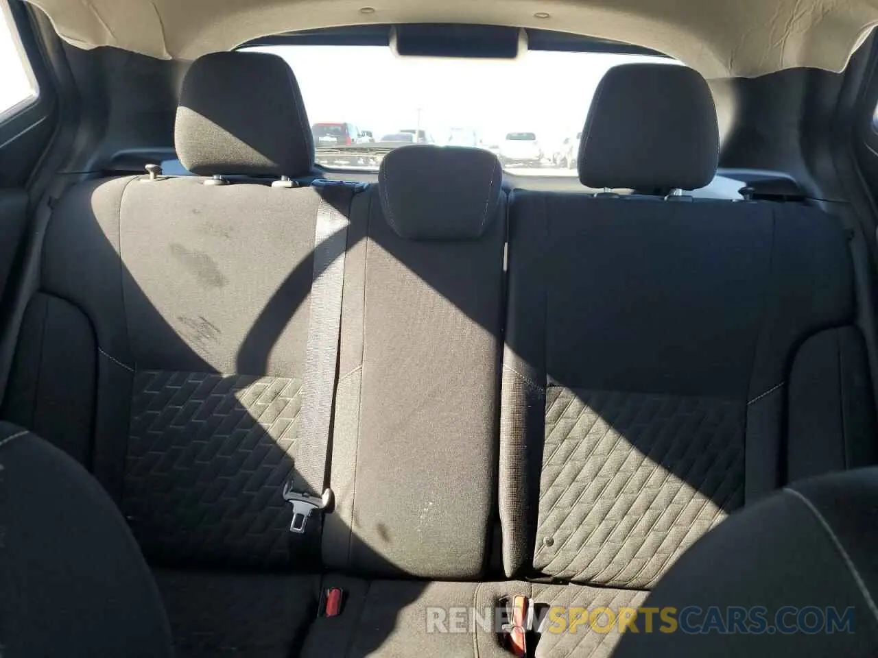10 Photograph of a damaged car 3N1CP5CV9NL508011 NISSAN KICKS 2022