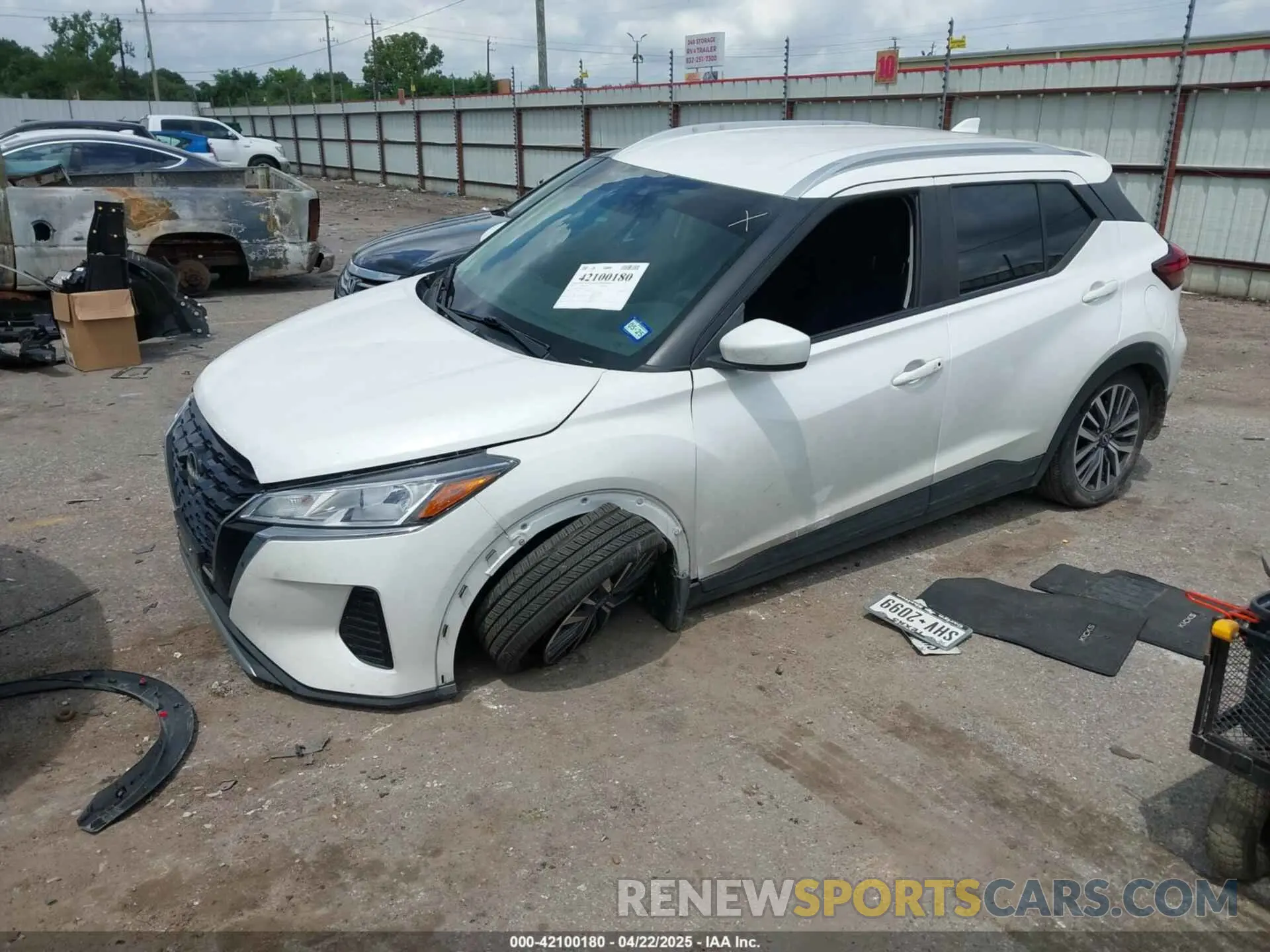 2 Photograph of a damaged car 3N1CP5CV9NL513239 NISSAN KICKS 2022