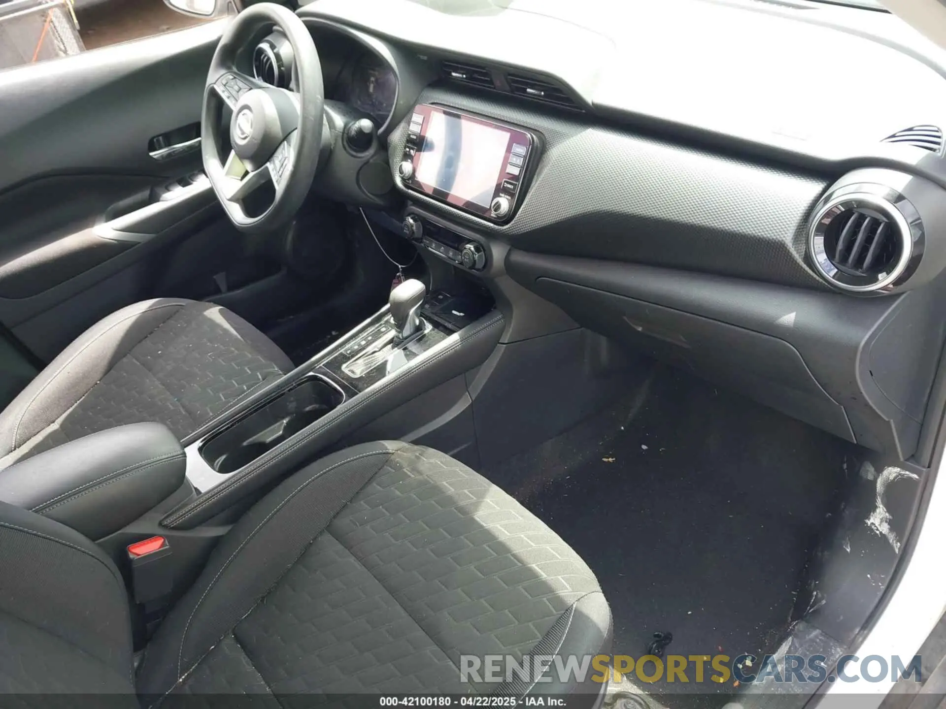 5 Photograph of a damaged car 3N1CP5CV9NL513239 NISSAN KICKS 2022
