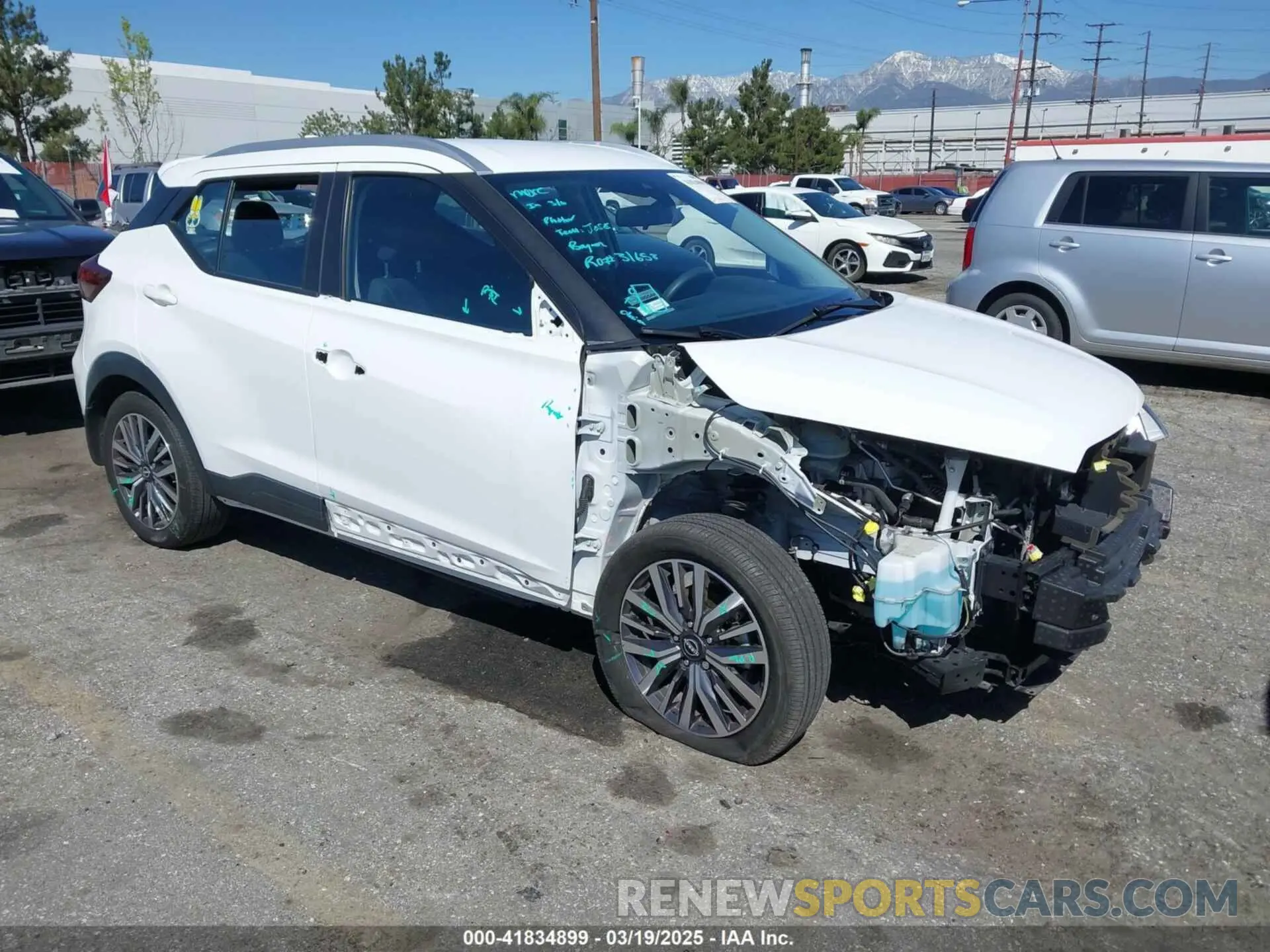 1 Photograph of a damaged car 3N1CP5CVXNL496886 NISSAN KICKS 2022