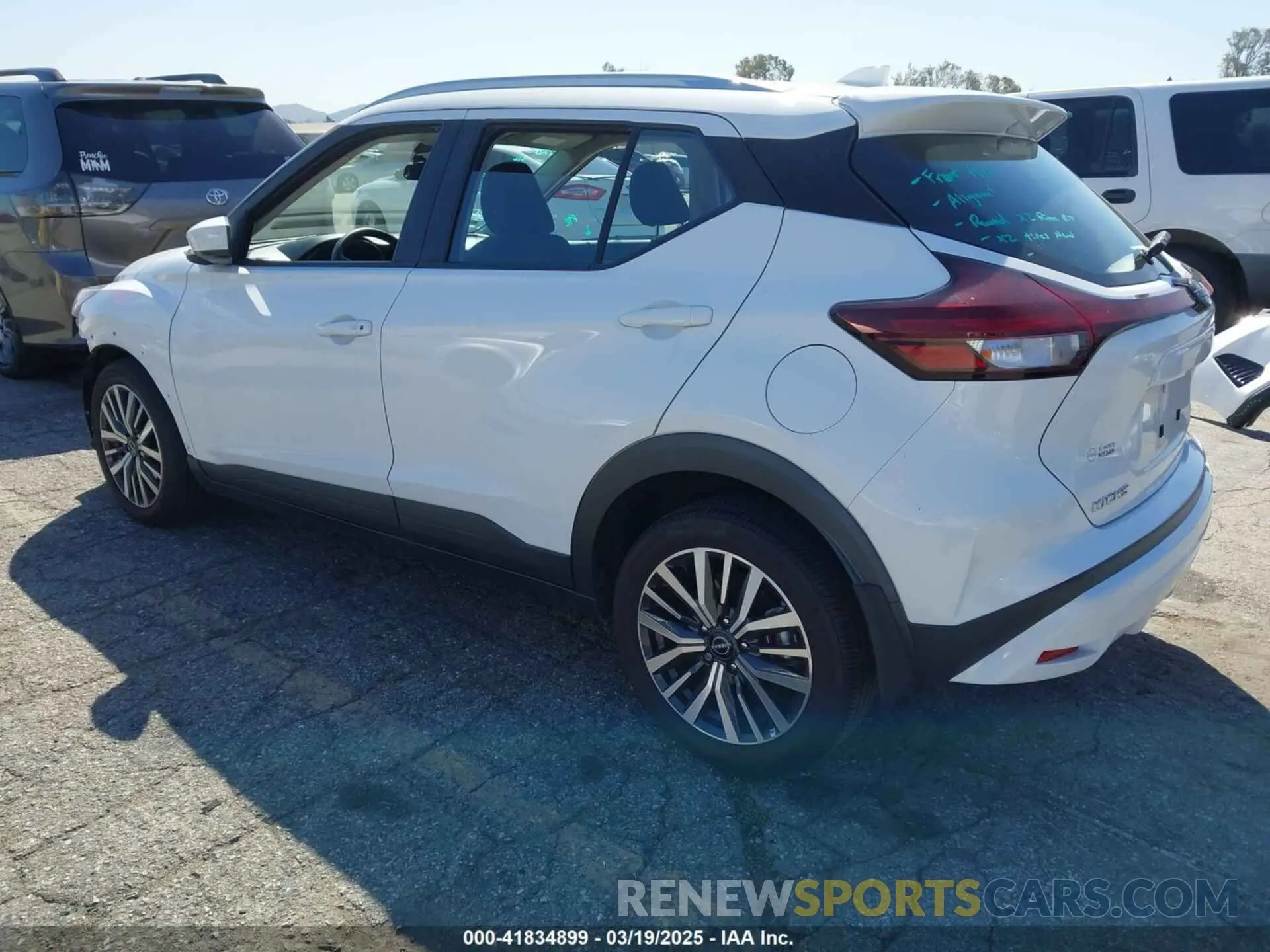 3 Photograph of a damaged car 3N1CP5CVXNL496886 NISSAN KICKS 2022