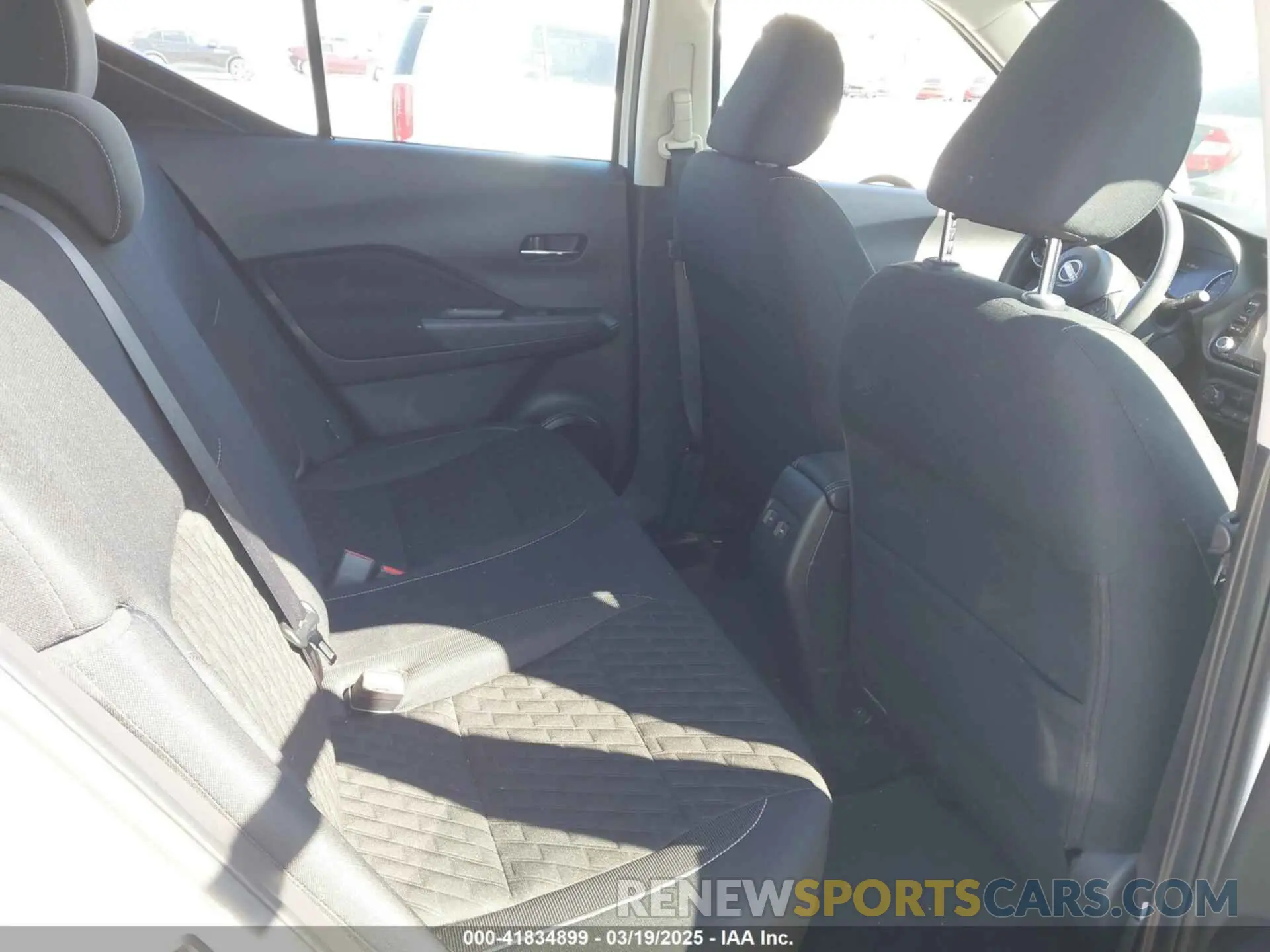 8 Photograph of a damaged car 3N1CP5CVXNL496886 NISSAN KICKS 2022