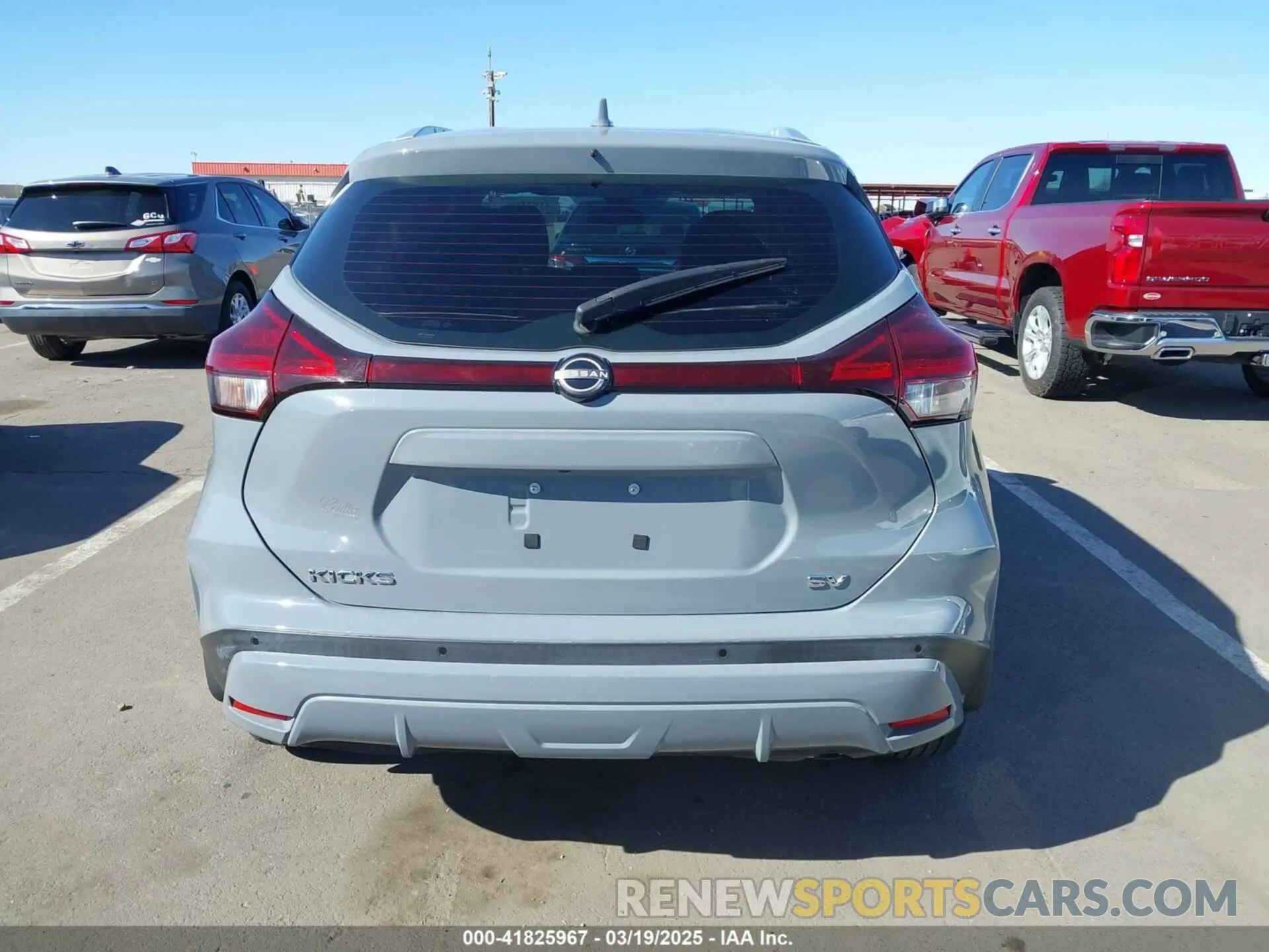 16 Photograph of a damaged car 3N1CP5CVXNL498296 NISSAN KICKS 2022