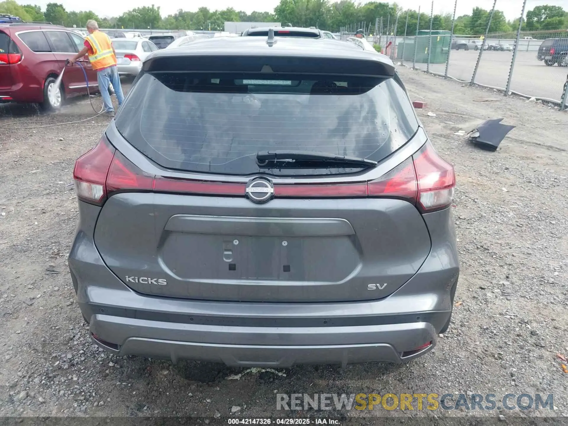 16 Photograph of a damaged car 3N1CP5CVXNL510978 NISSAN KICKS 2022