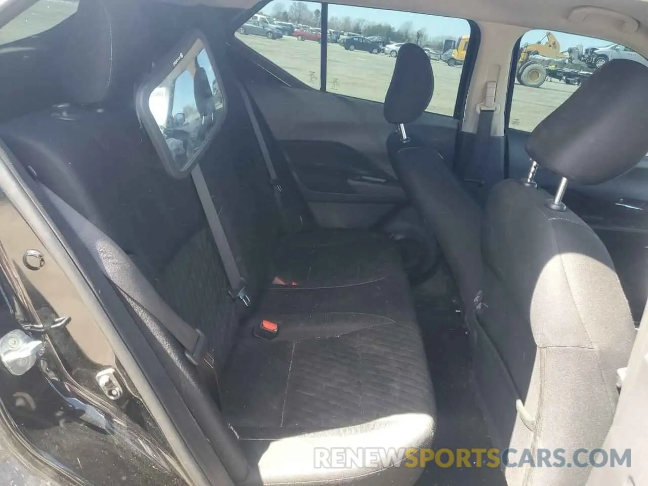 11 Photograph of a damaged car 3N1CP5CVXNL526274 NISSAN KICKS 2022