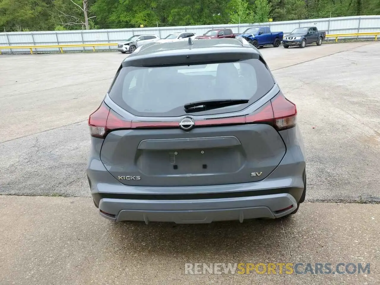6 Photograph of a damaged car 3N1CP5CVXNL528025 NISSAN KICKS 2022