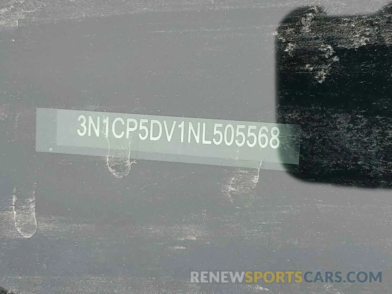 14 Photograph of a damaged car 3N1CP5DV1NL505568 NISSAN KICKS 2022