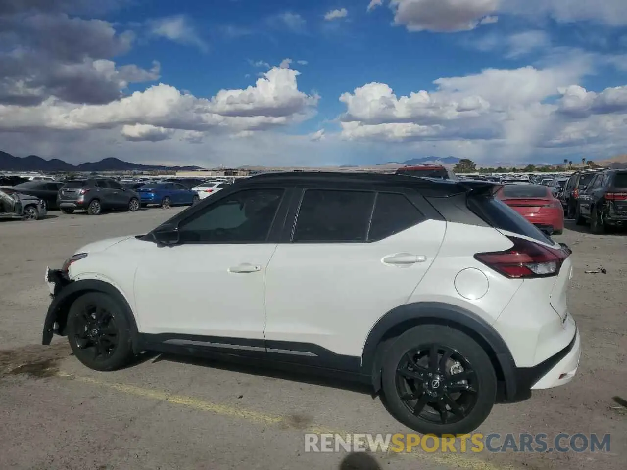 2 Photograph of a damaged car 3N1CP5DV3NL475683 NISSAN KICKS 2022
