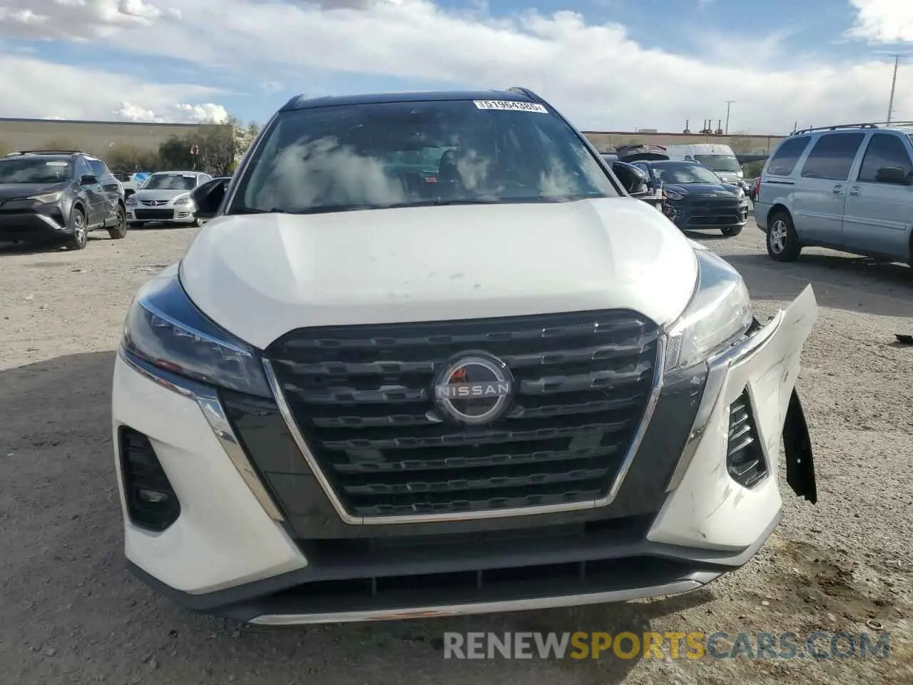 5 Photograph of a damaged car 3N1CP5DV3NL475683 NISSAN KICKS 2022