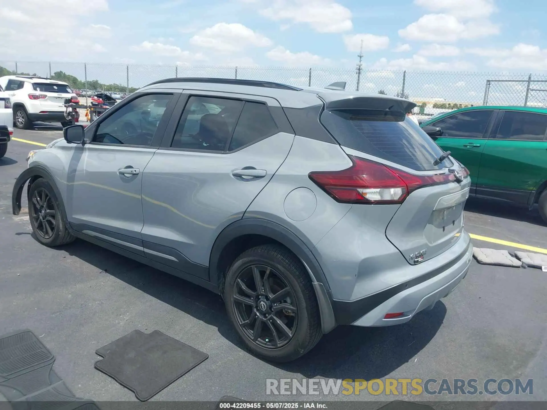 3 Photograph of a damaged car 3N1CP5DV8NL491054 NISSAN KICKS 2022