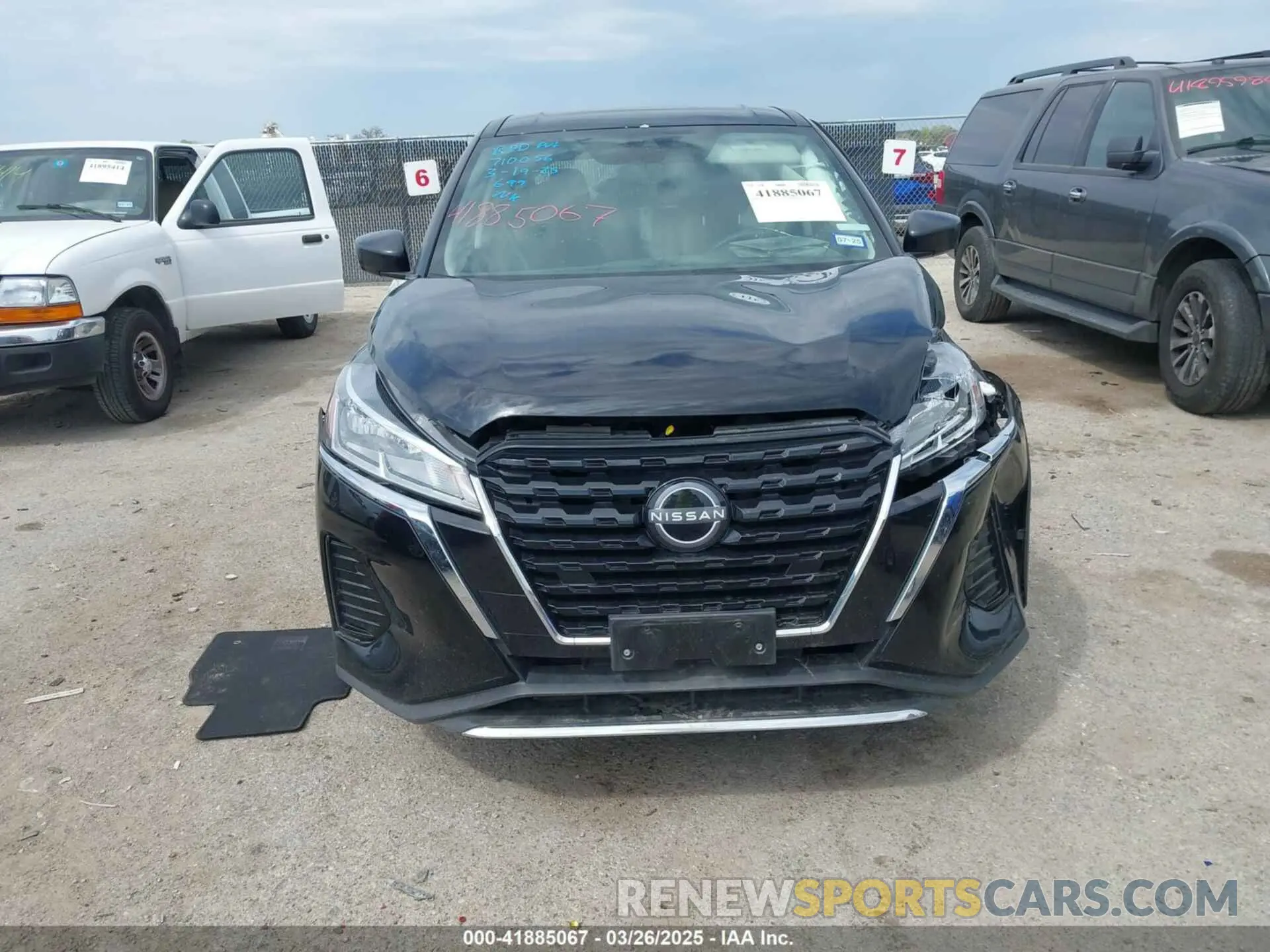 11 Photograph of a damaged car 3N1CP5BV0PL554203 NISSAN KICKS 2023
