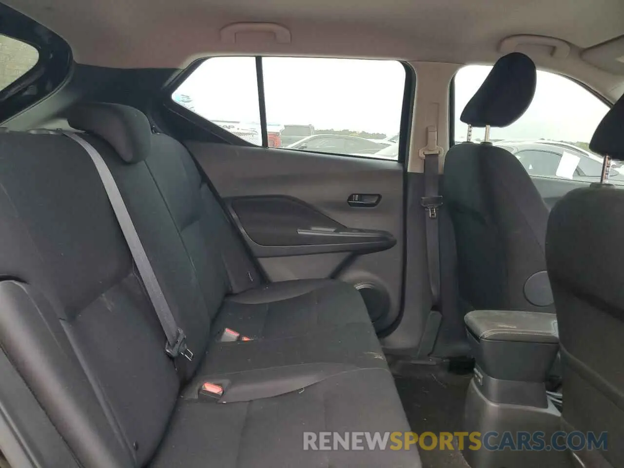 10 Photograph of a damaged car 3N1CP5BV0PL575195 NISSAN KICKS 2023