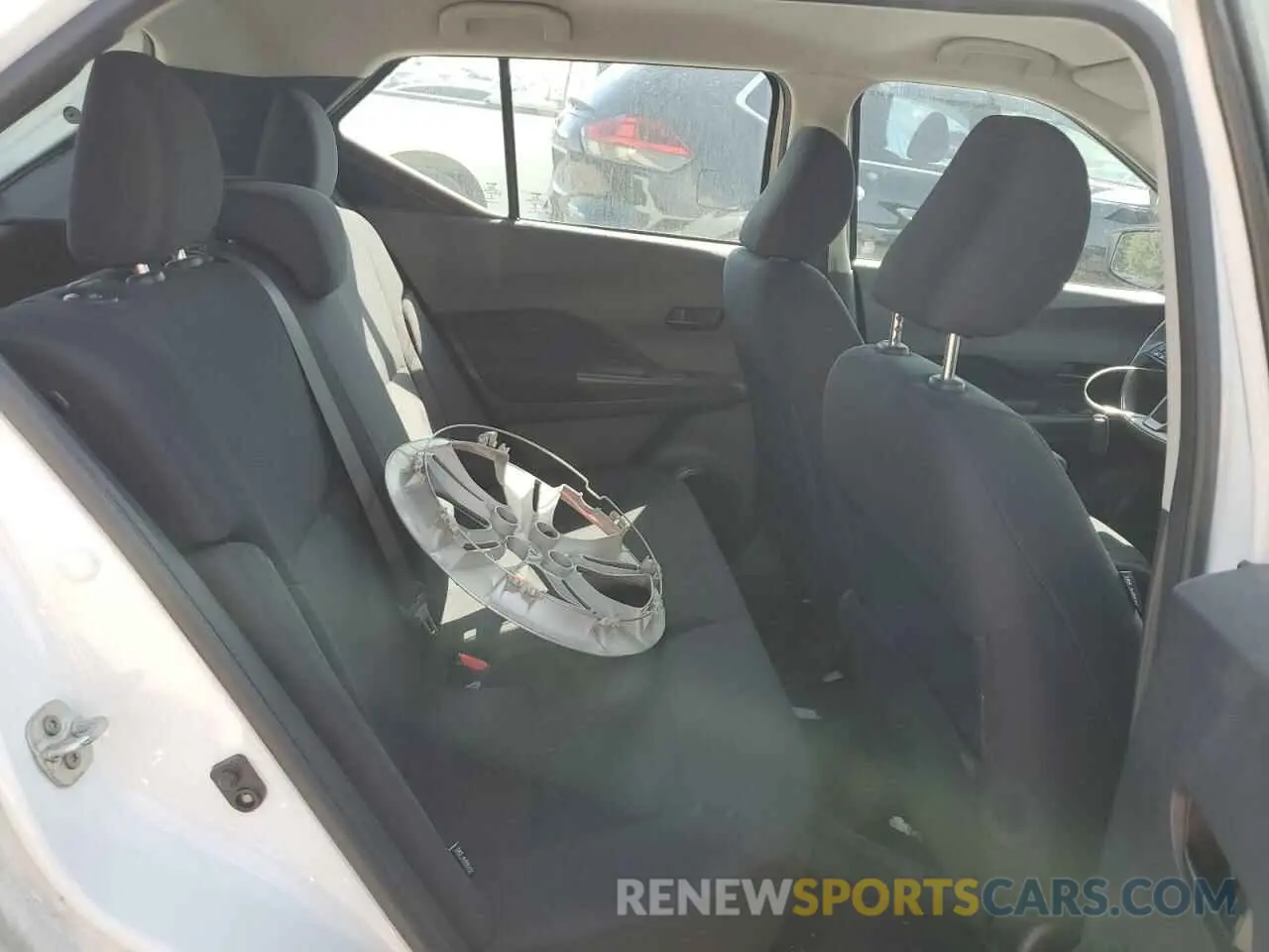 11 Photograph of a damaged car 3N1CP5BV1PL491192 NISSAN KICKS 2023