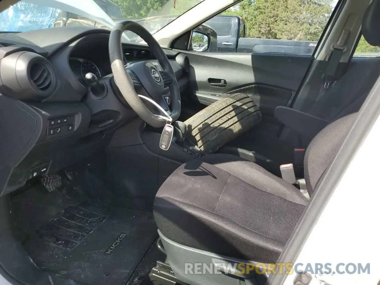 7 Photograph of a damaged car 3N1CP5BV1PL491192 NISSAN KICKS 2023