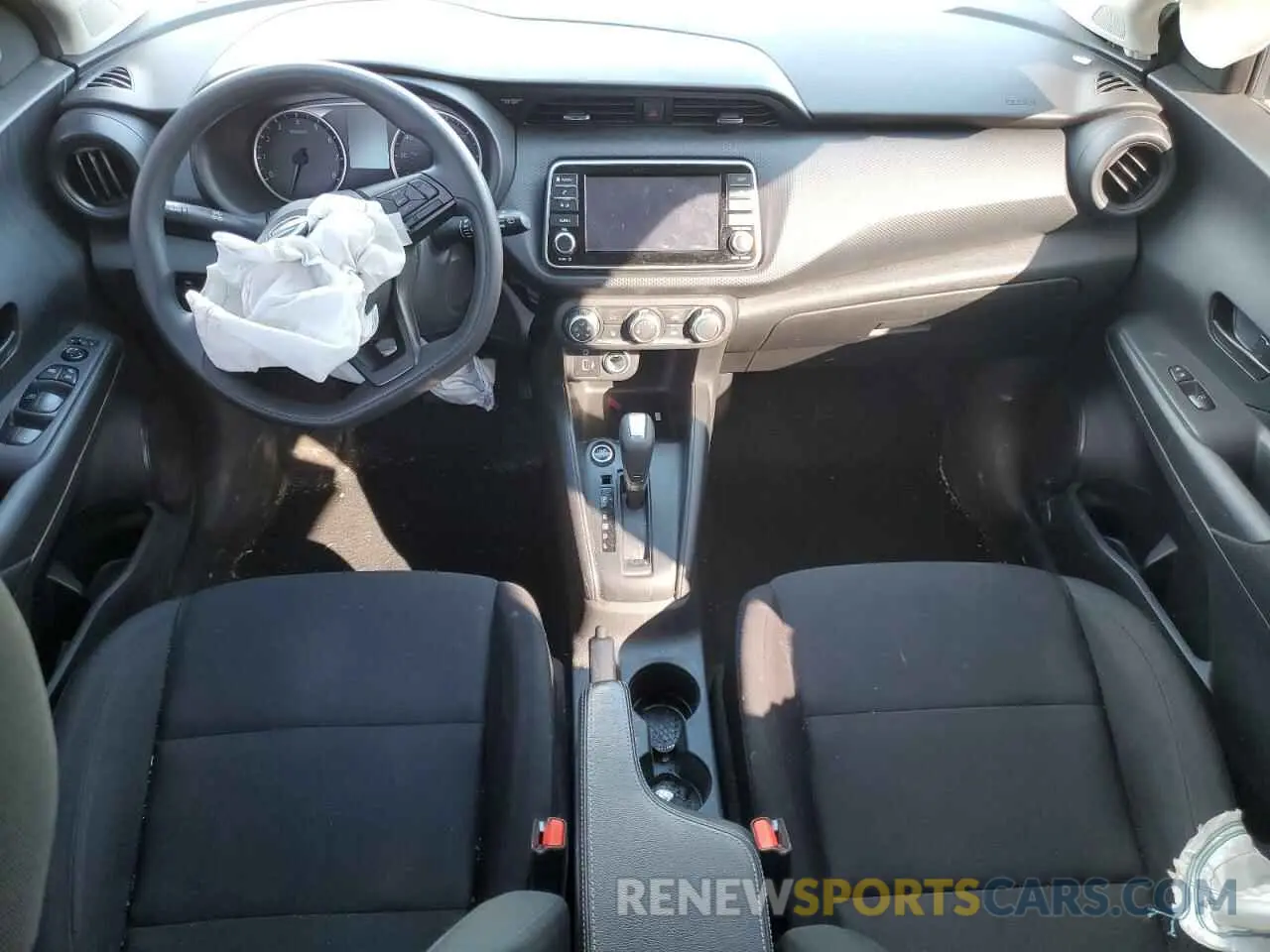 8 Photograph of a damaged car 3N1CP5BV1PL538866 NISSAN KICKS 2023