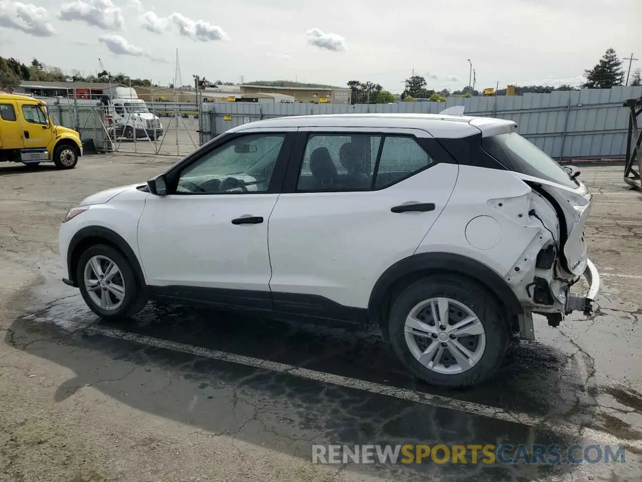 2 Photograph of a damaged car 3N1CP5BV1PL548247 NISSAN KICKS 2023