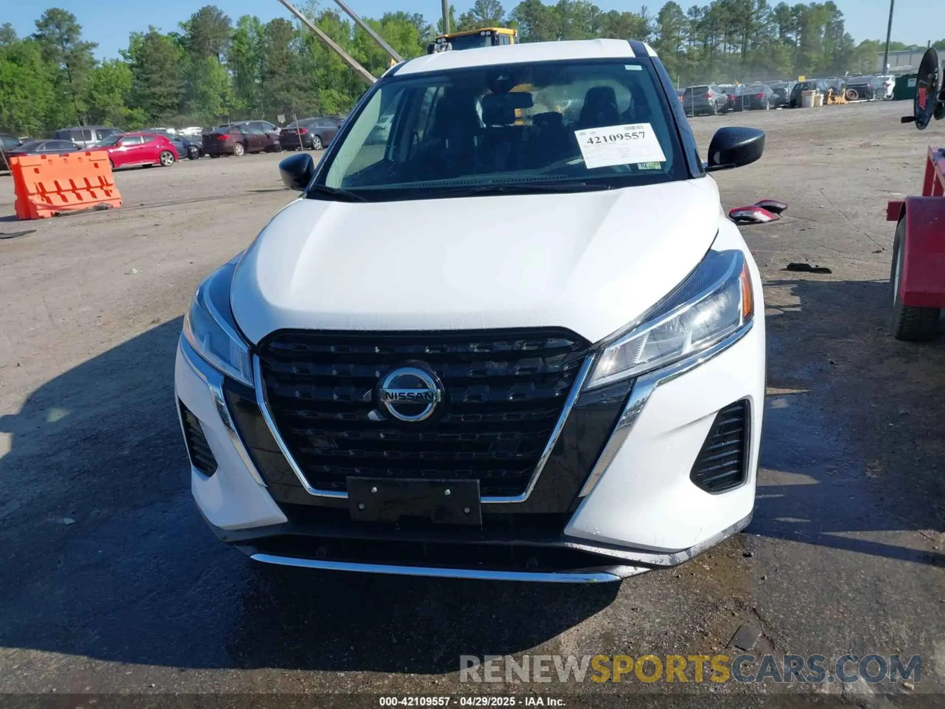 13 Photograph of a damaged car 3N1CP5BV1PL574539 NISSAN KICKS 2023