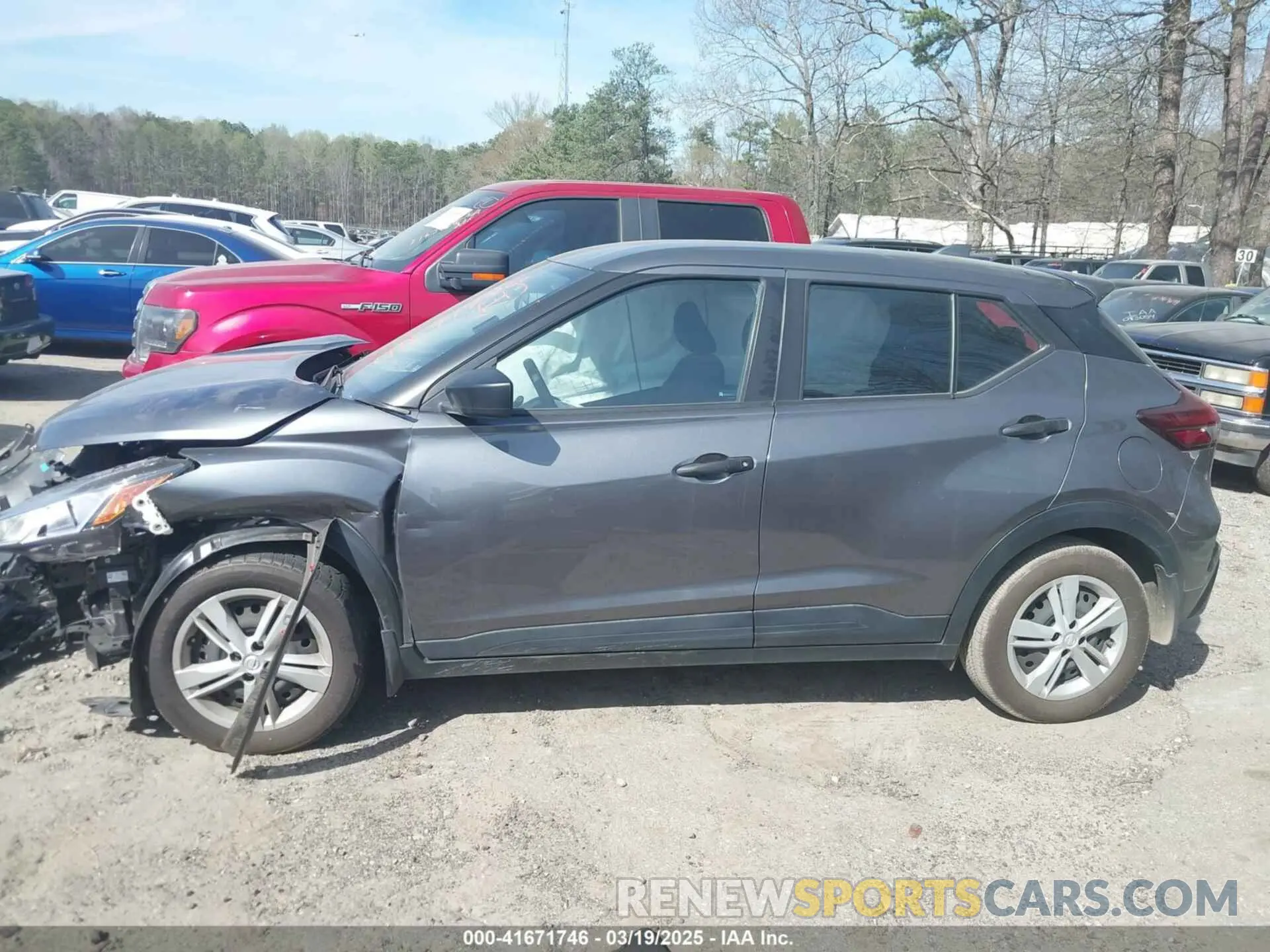 13 Photograph of a damaged car 3N1CP5BV3PL472904 NISSAN KICKS 2023