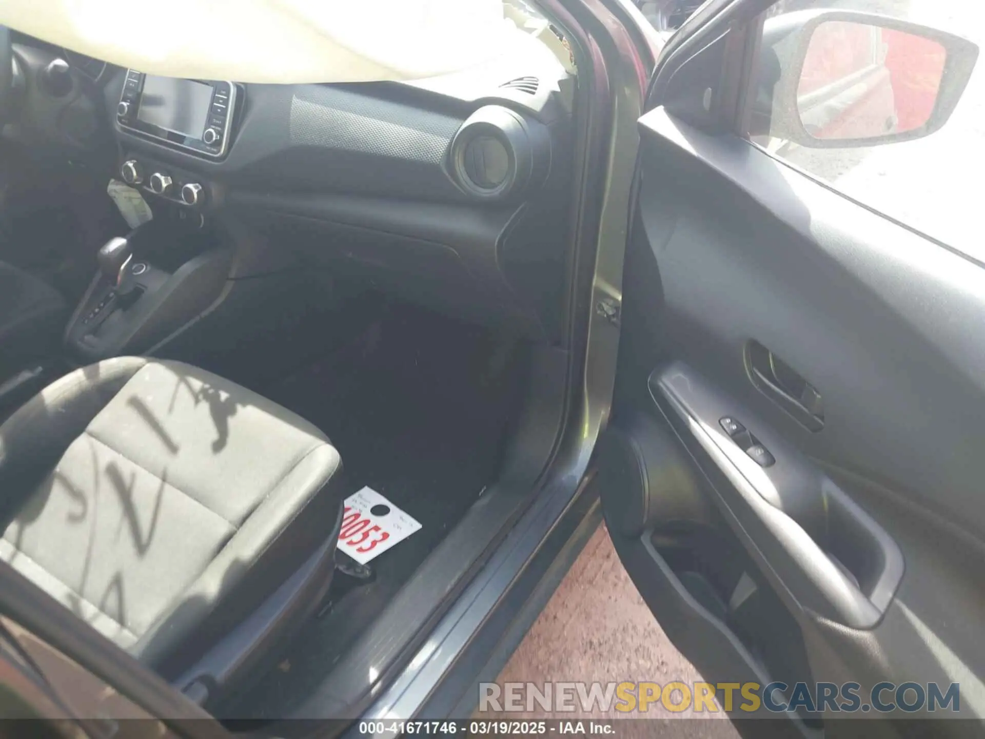 5 Photograph of a damaged car 3N1CP5BV3PL472904 NISSAN KICKS 2023