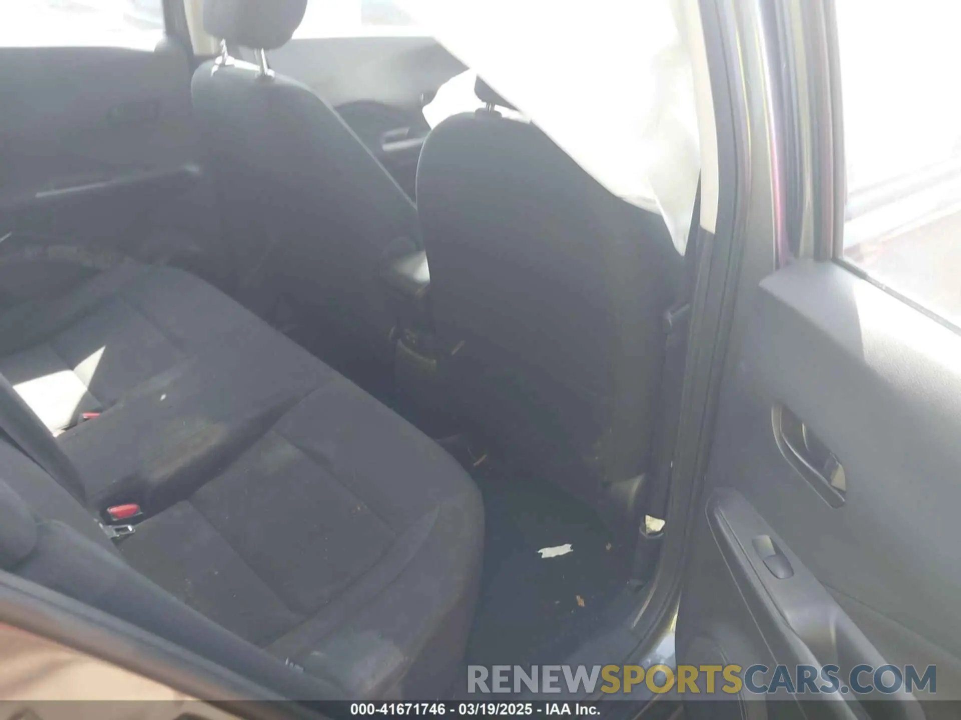8 Photograph of a damaged car 3N1CP5BV3PL472904 NISSAN KICKS 2023