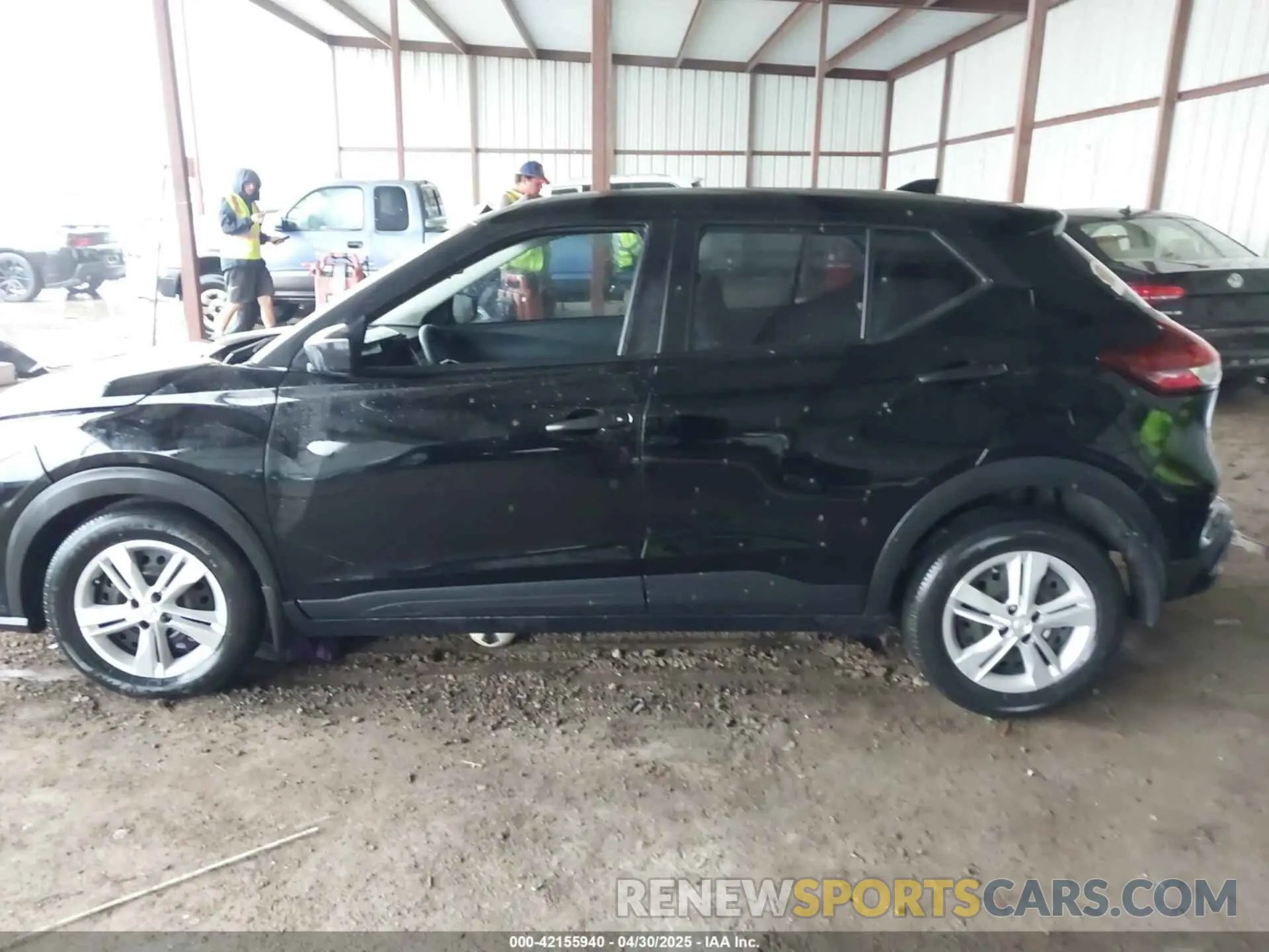 14 Photograph of a damaged car 3N1CP5BV3PL473289 NISSAN KICKS 2023