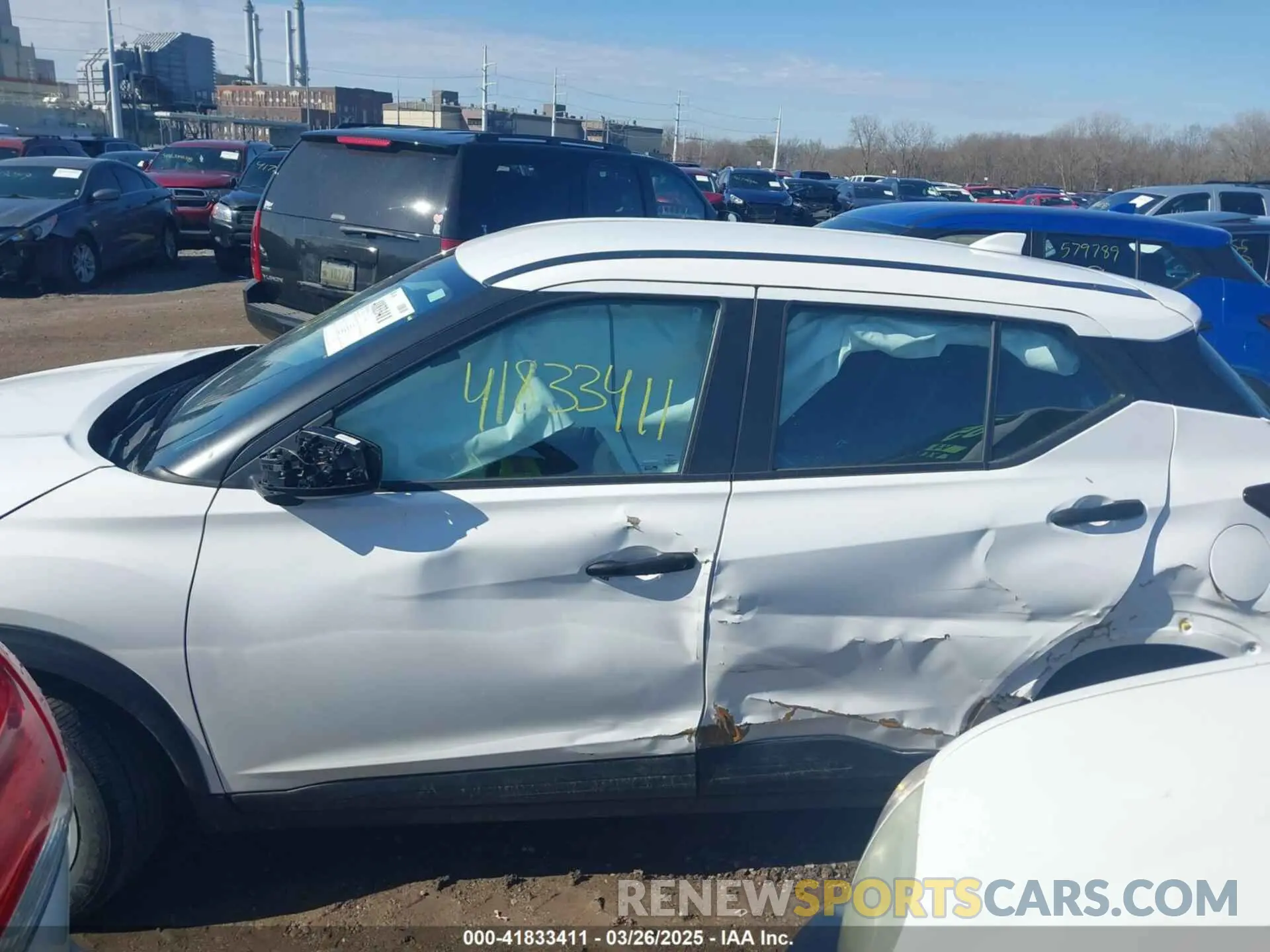 14 Photograph of a damaged car 3N1CP5BV3PL507232 NISSAN KICKS 2023