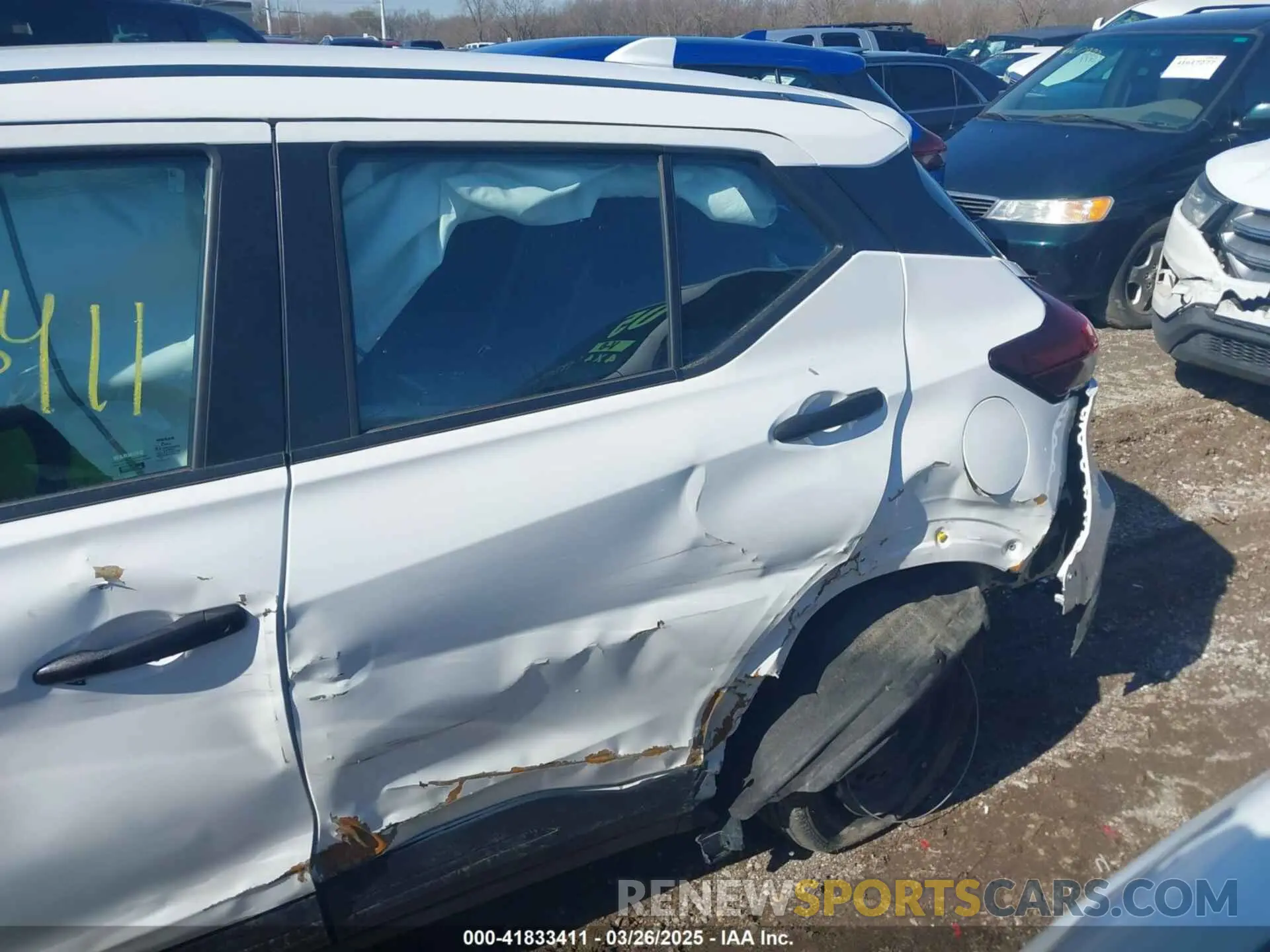 6 Photograph of a damaged car 3N1CP5BV3PL507232 NISSAN KICKS 2023