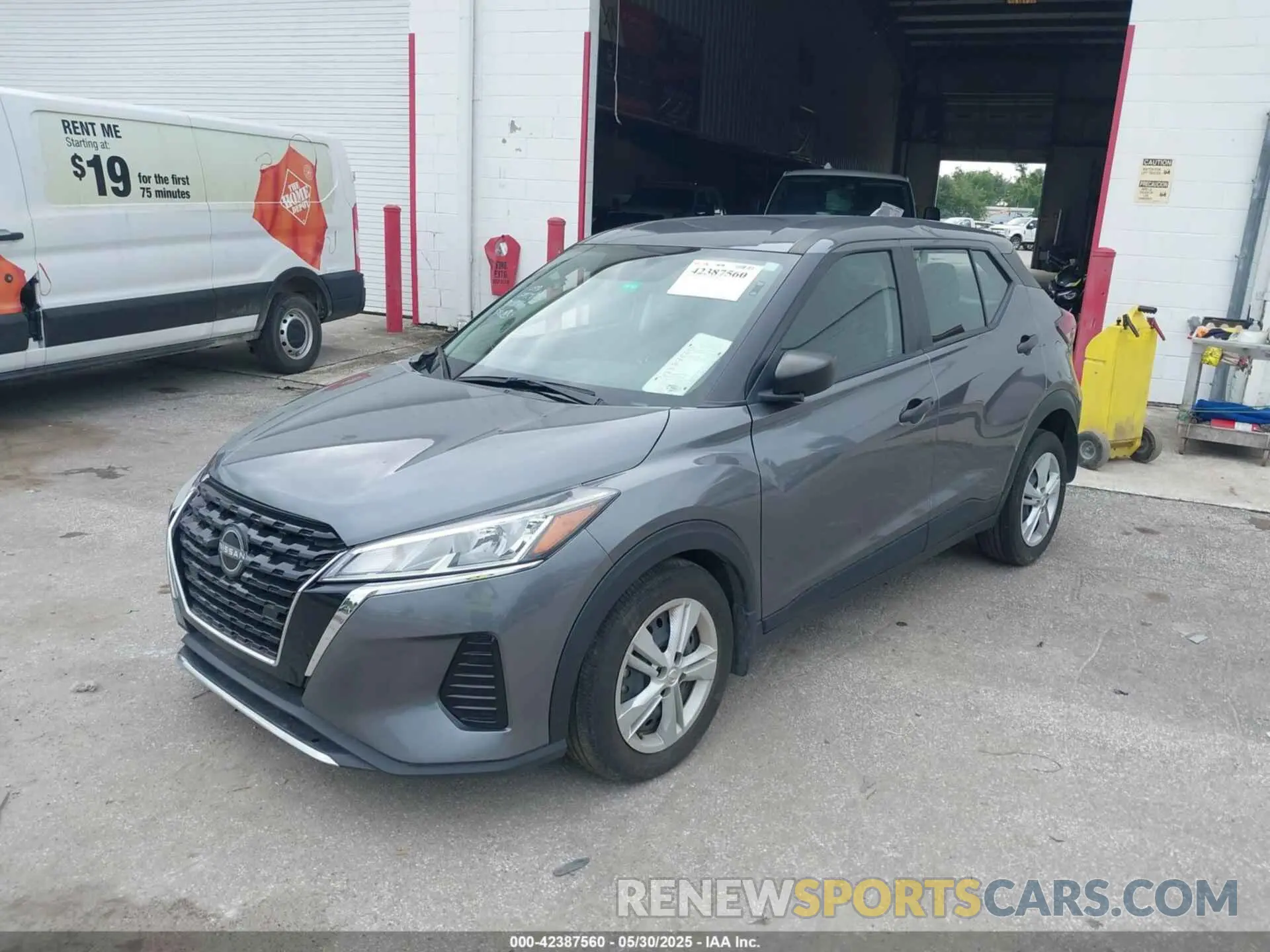 2 Photograph of a damaged car 3N1CP5BV3PL543504 NISSAN KICKS 2023
