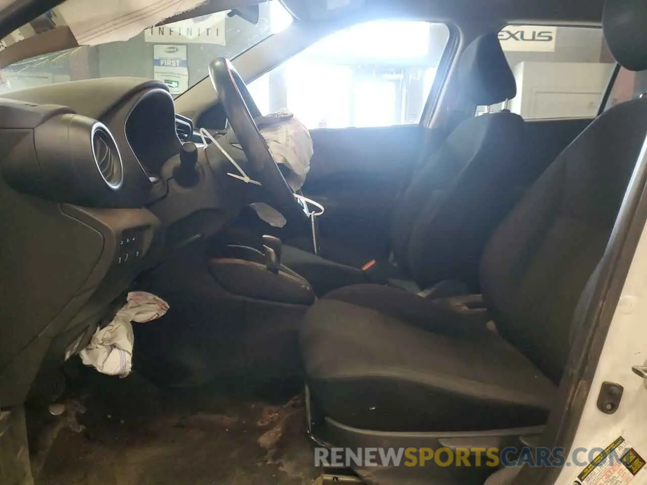 7 Photograph of a damaged car 3N1CP5BV3PL559301 NISSAN KICKS 2023