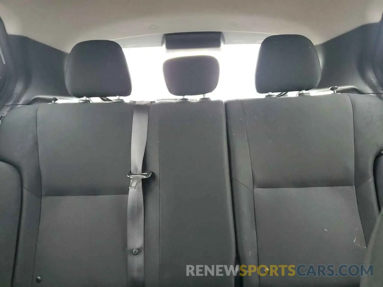 10 Photograph of a damaged car 3N1CP5BV3PL560805 NISSAN KICKS 2023