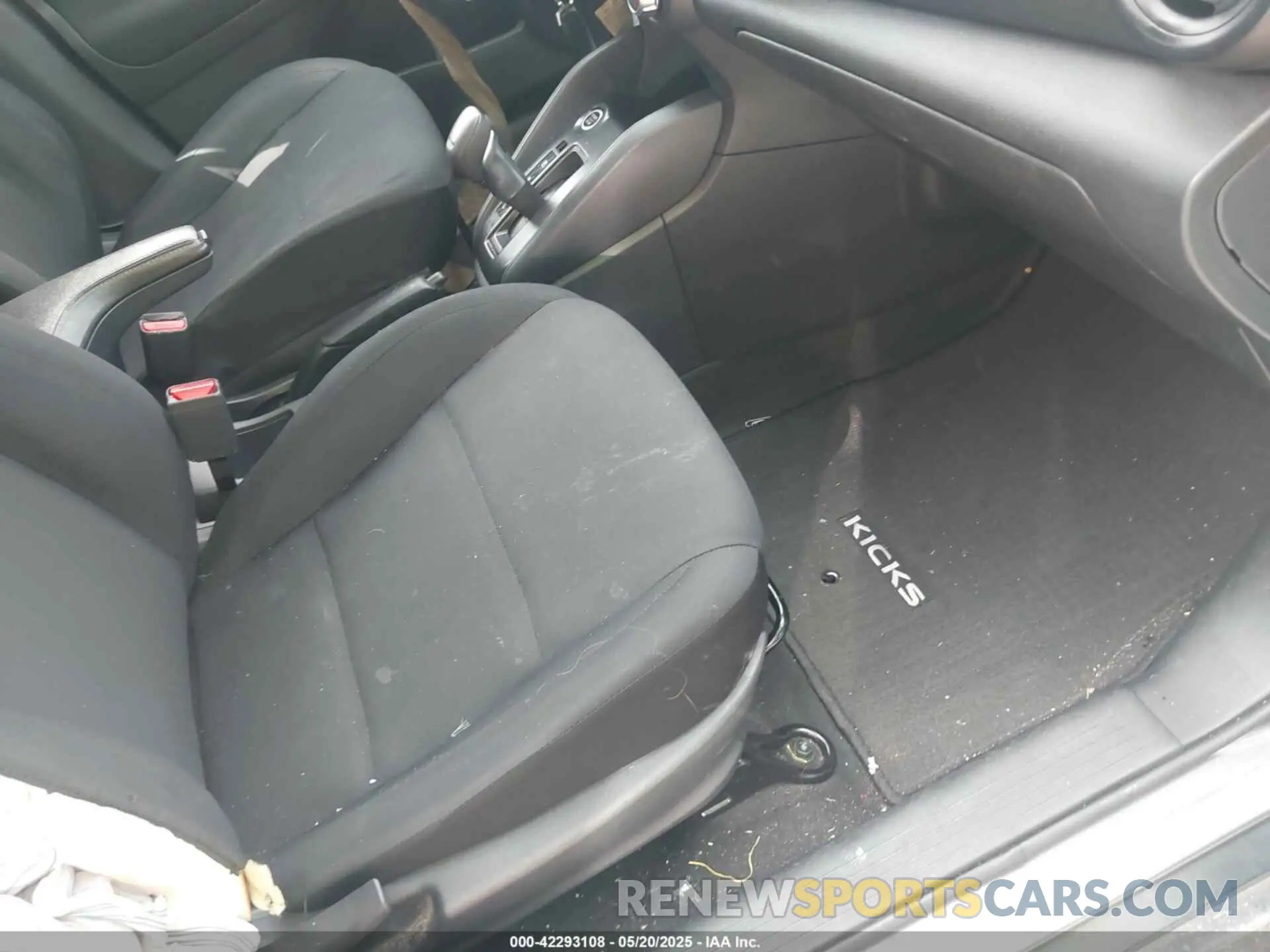 5 Photograph of a damaged car 3N1CP5BV3PL573053 NISSAN KICKS 2023