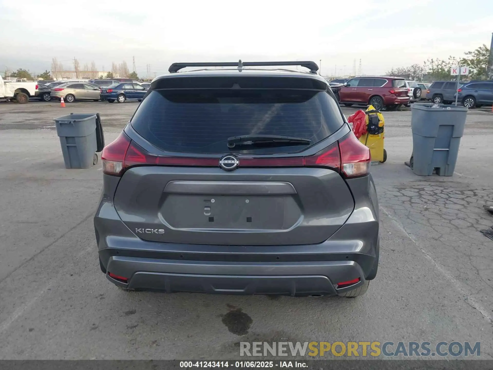 16 Photograph of a damaged car 3N1CP5BV4PL469266 NISSAN KICKS 2023