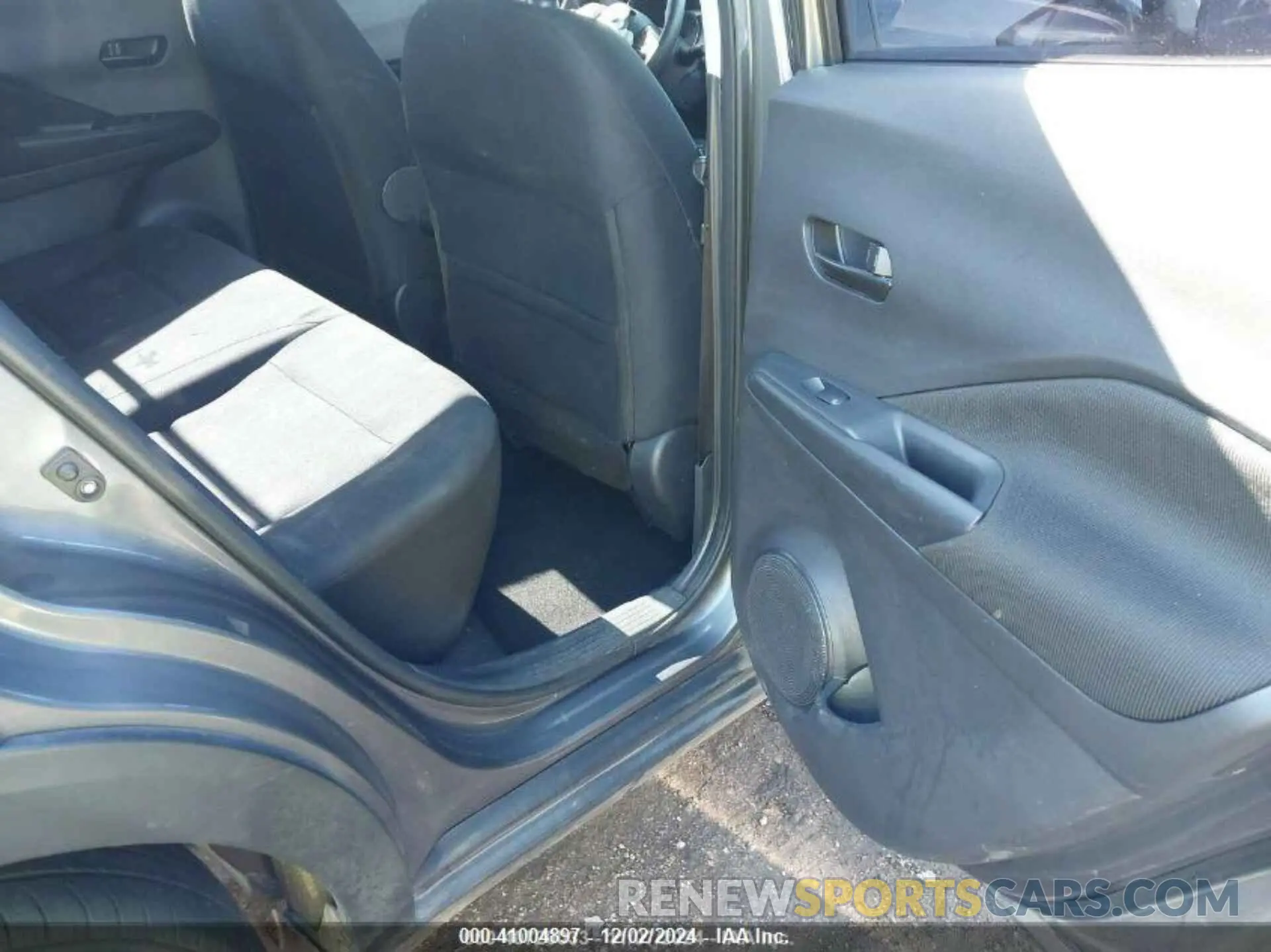 8 Photograph of a damaged car 3N1CP5BV4PL509815 NISSAN KICKS 2023